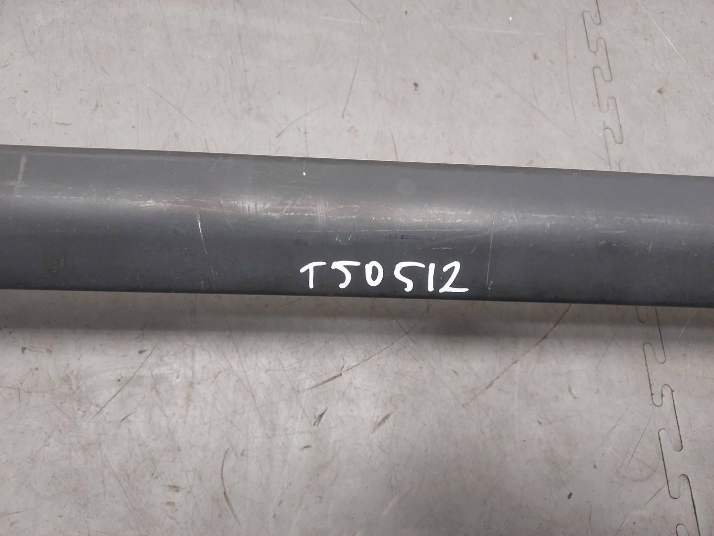 Рейлинг (релинг) правый (планка на крышу)