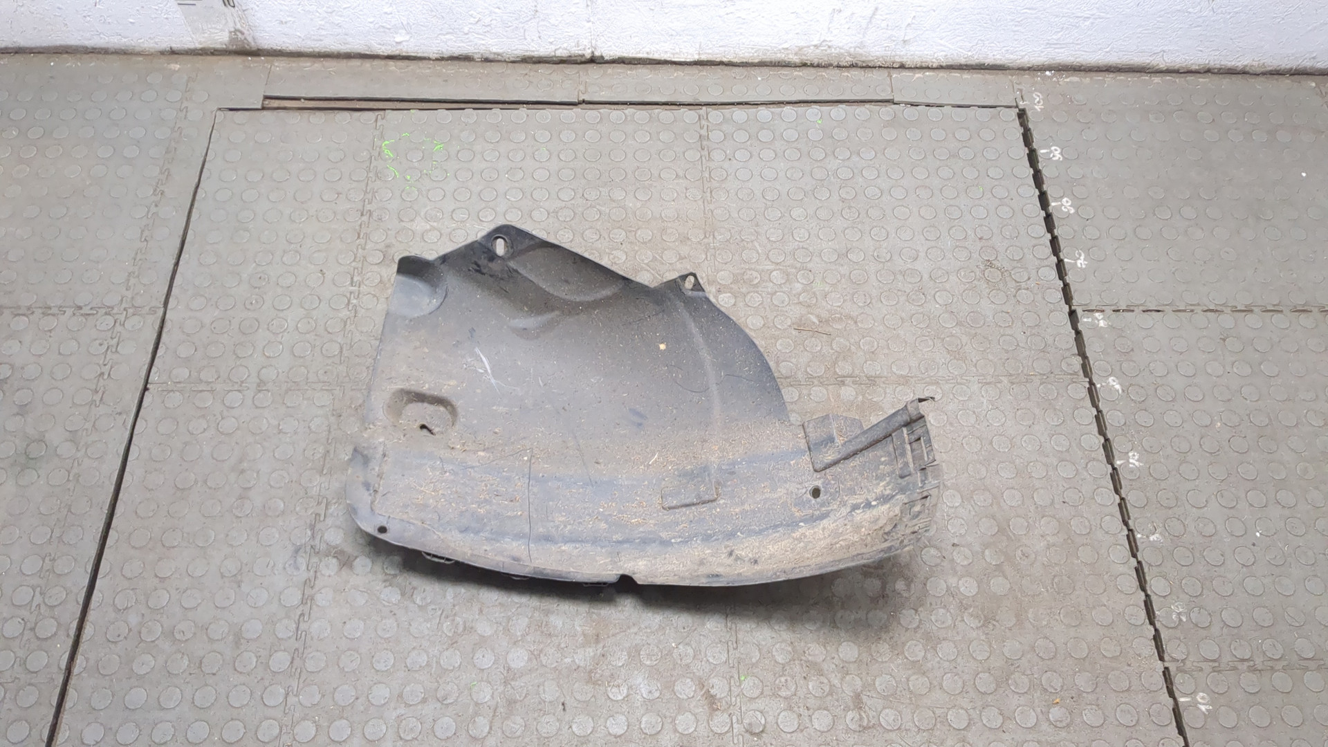 Локер передний левый