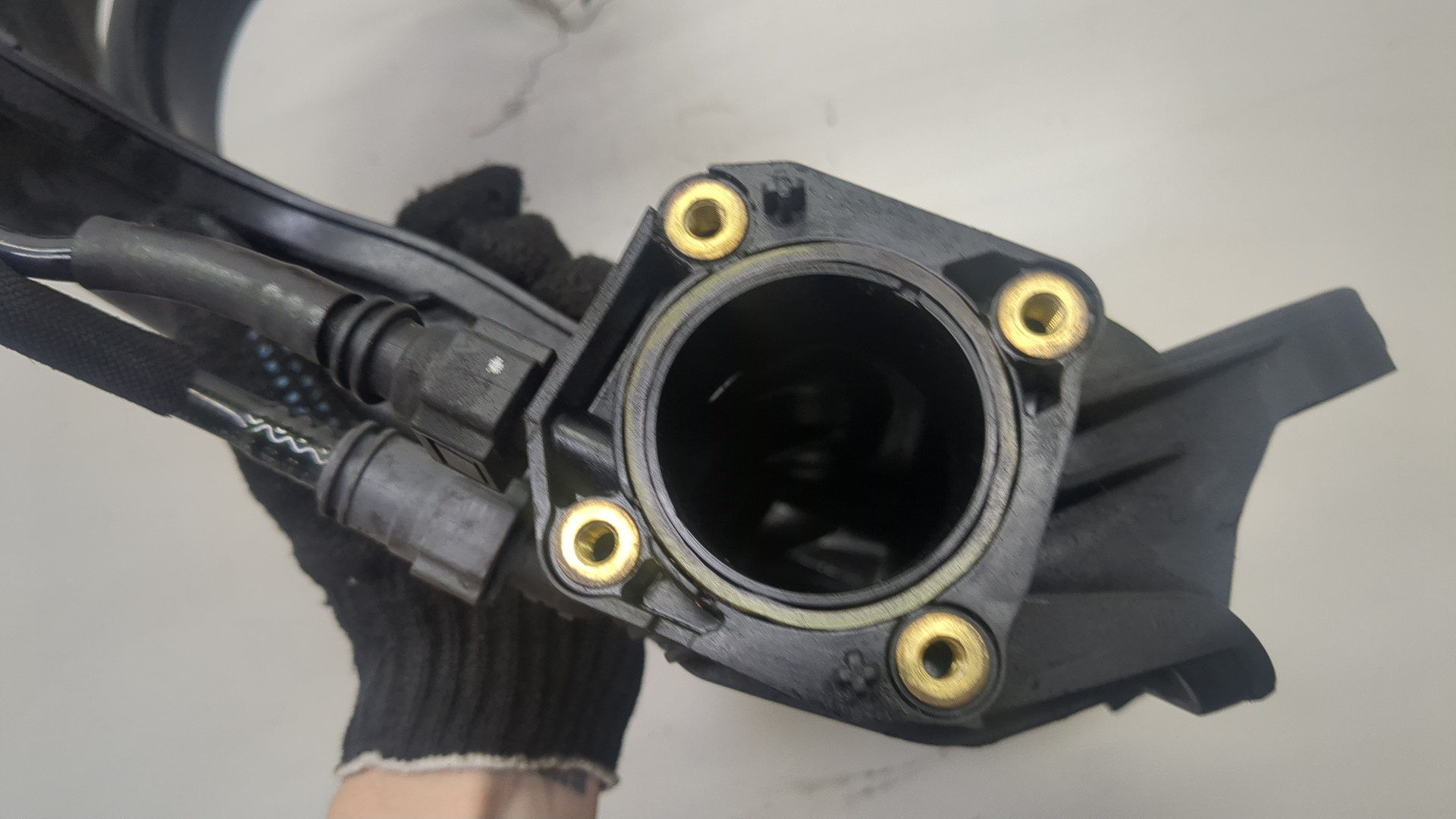 Коллектор впускной