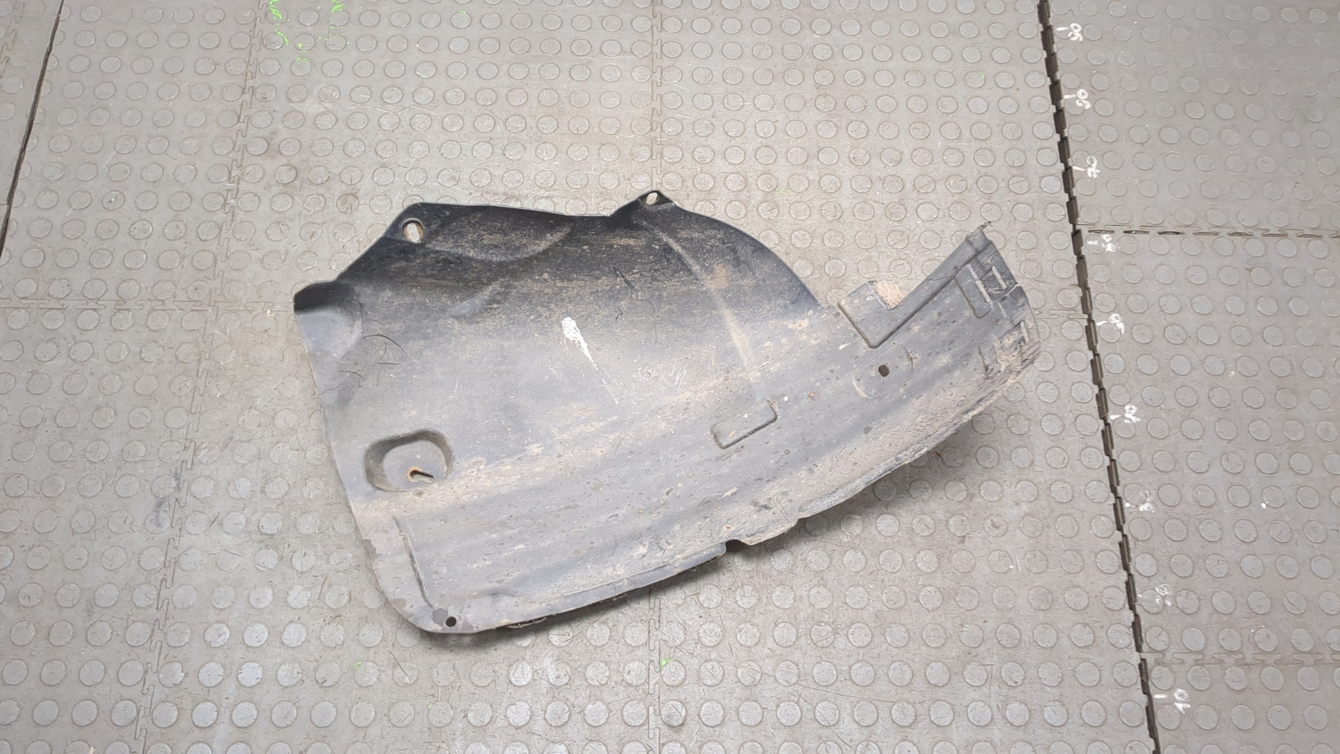 Локер передний левый