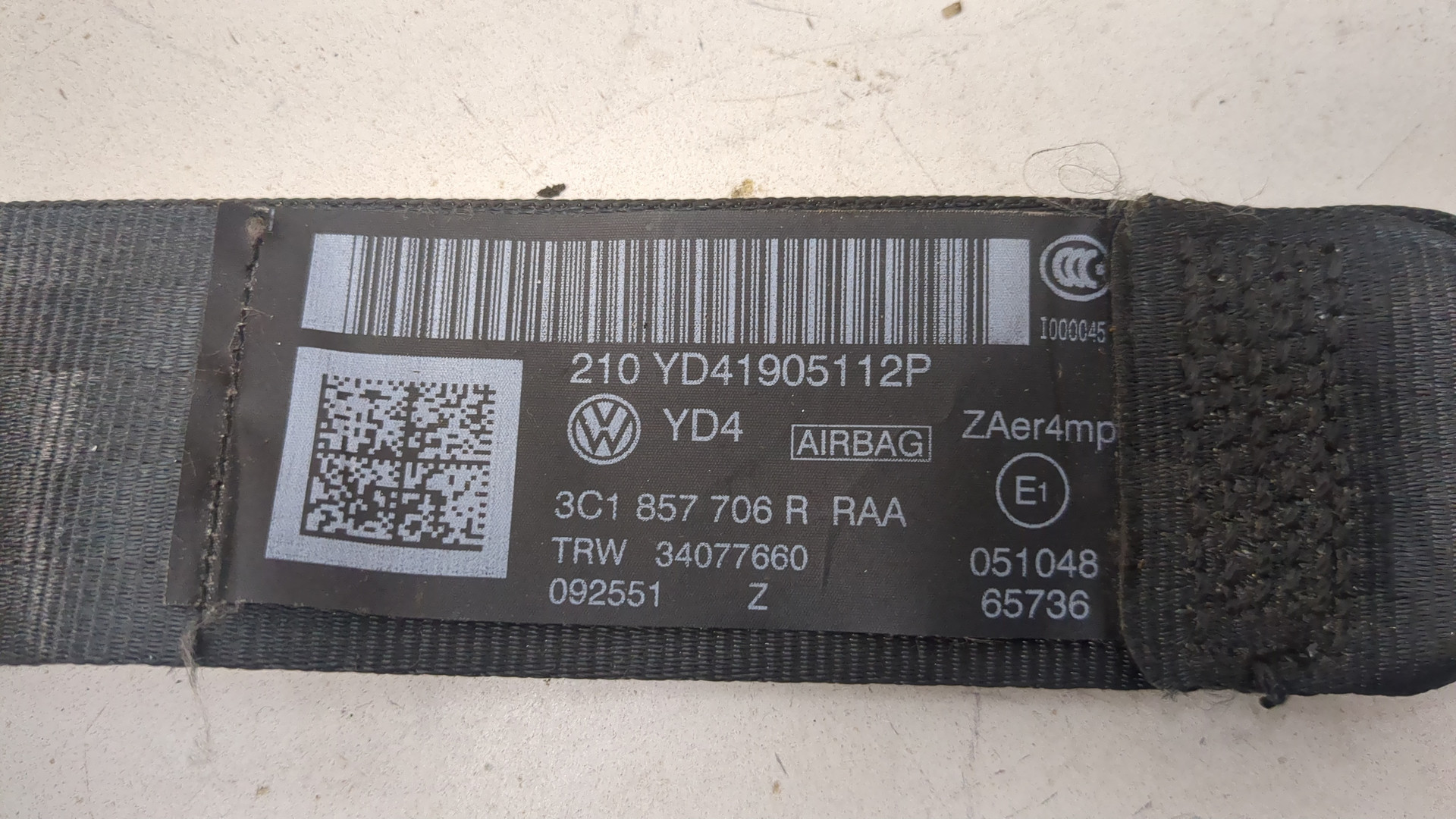 Ремень безопасности