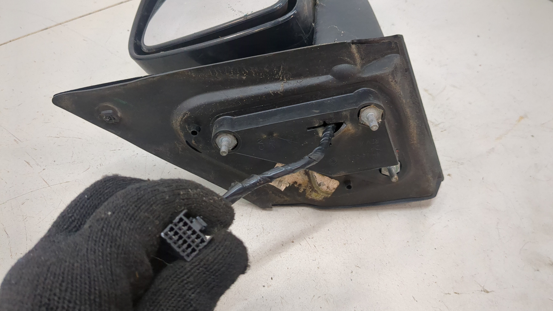 Зеркало правое электрическое