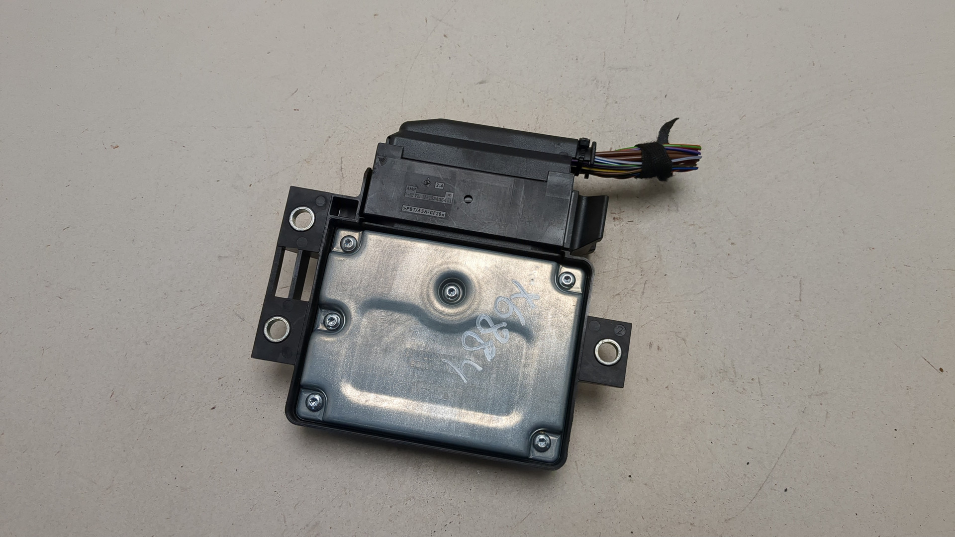 Блок управления парковочным тормозом