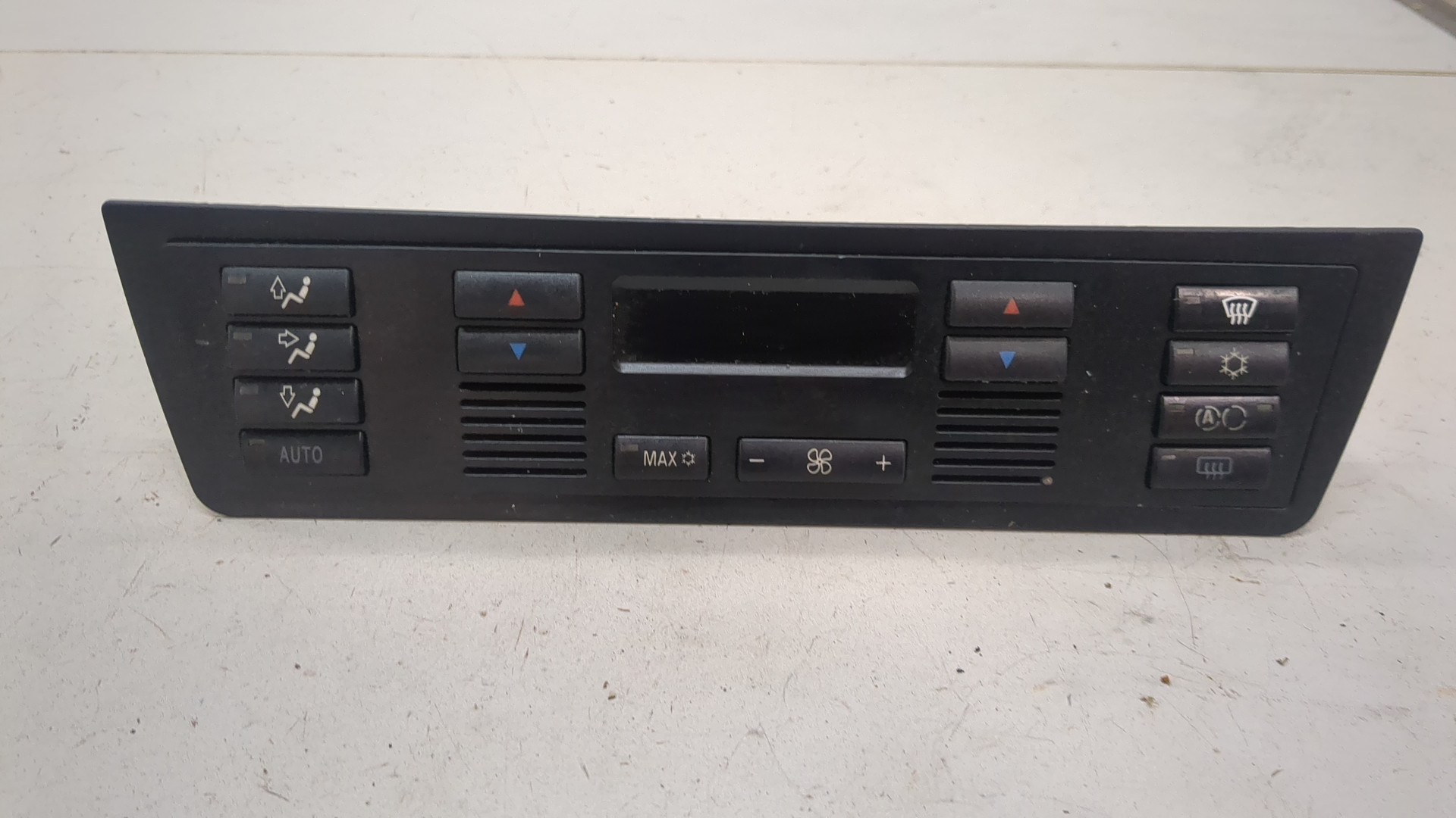 Переключатель отопителя