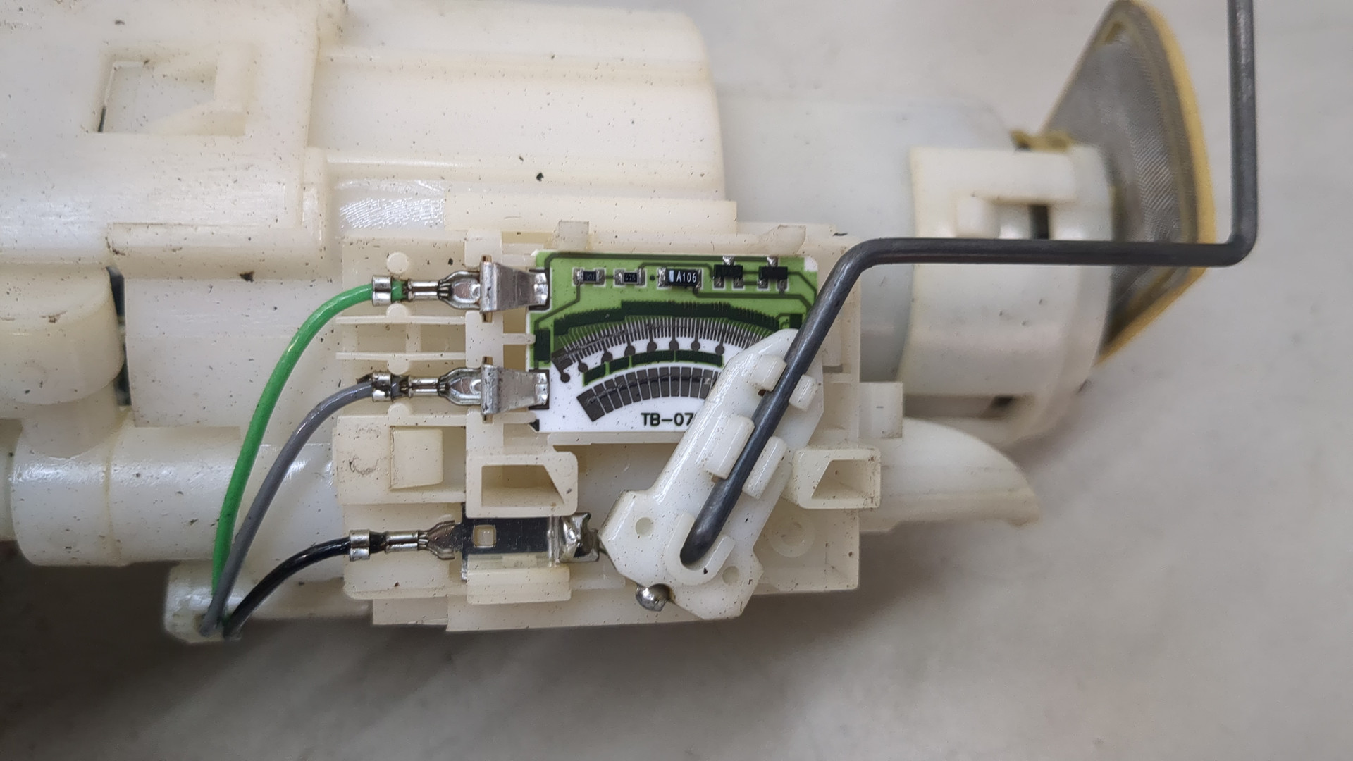 Насос топливный электрический