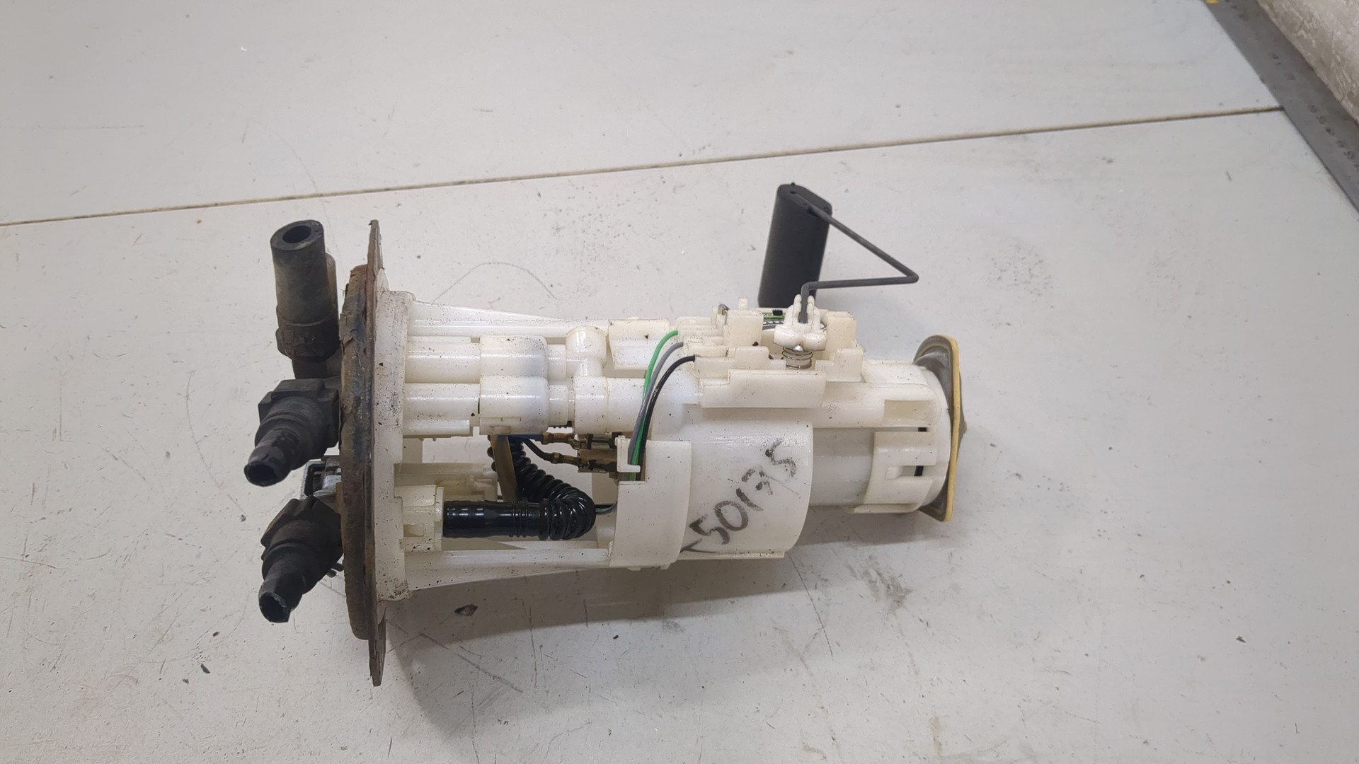 Насос топливный электрический