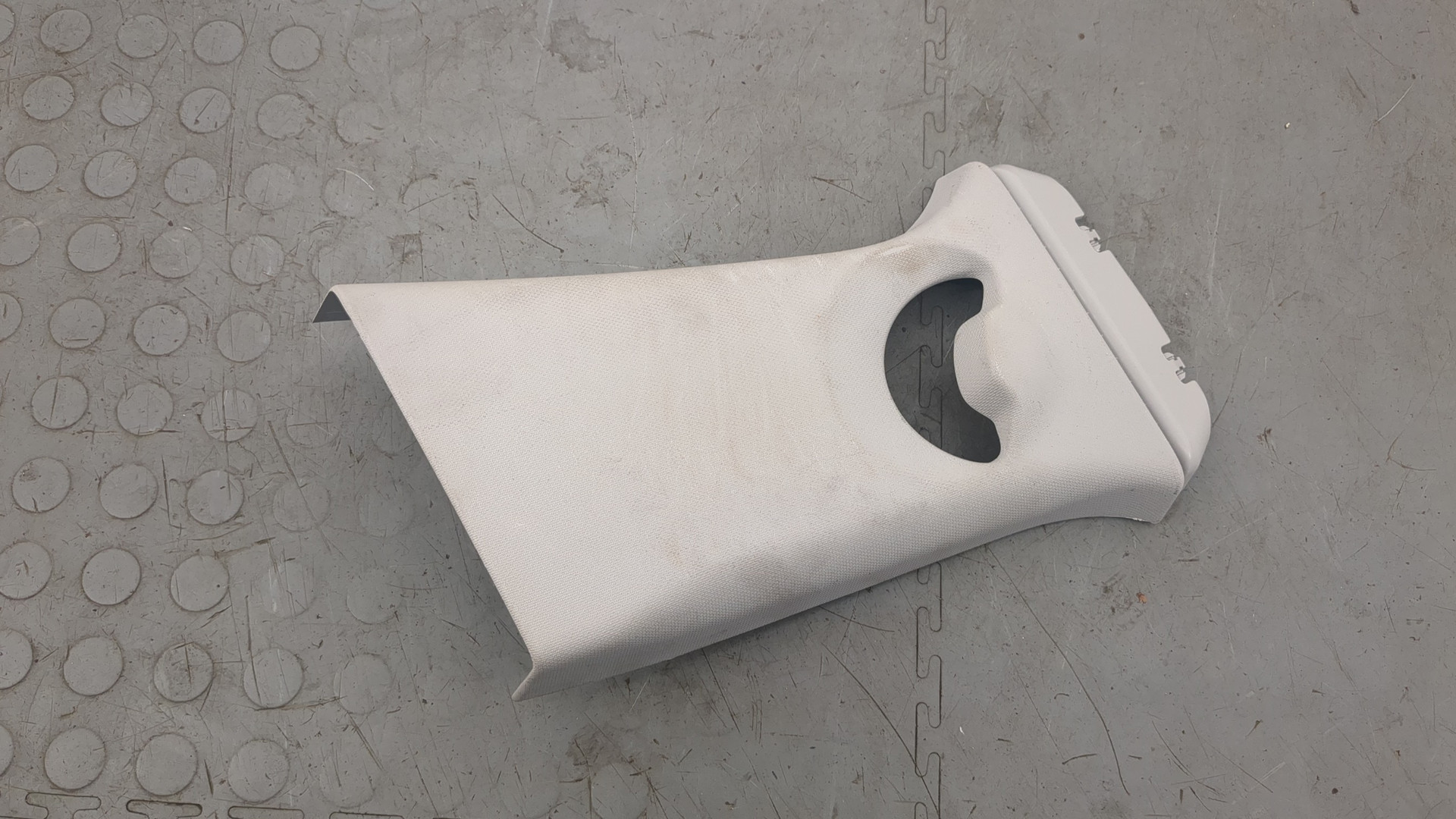 Обшивка стойки