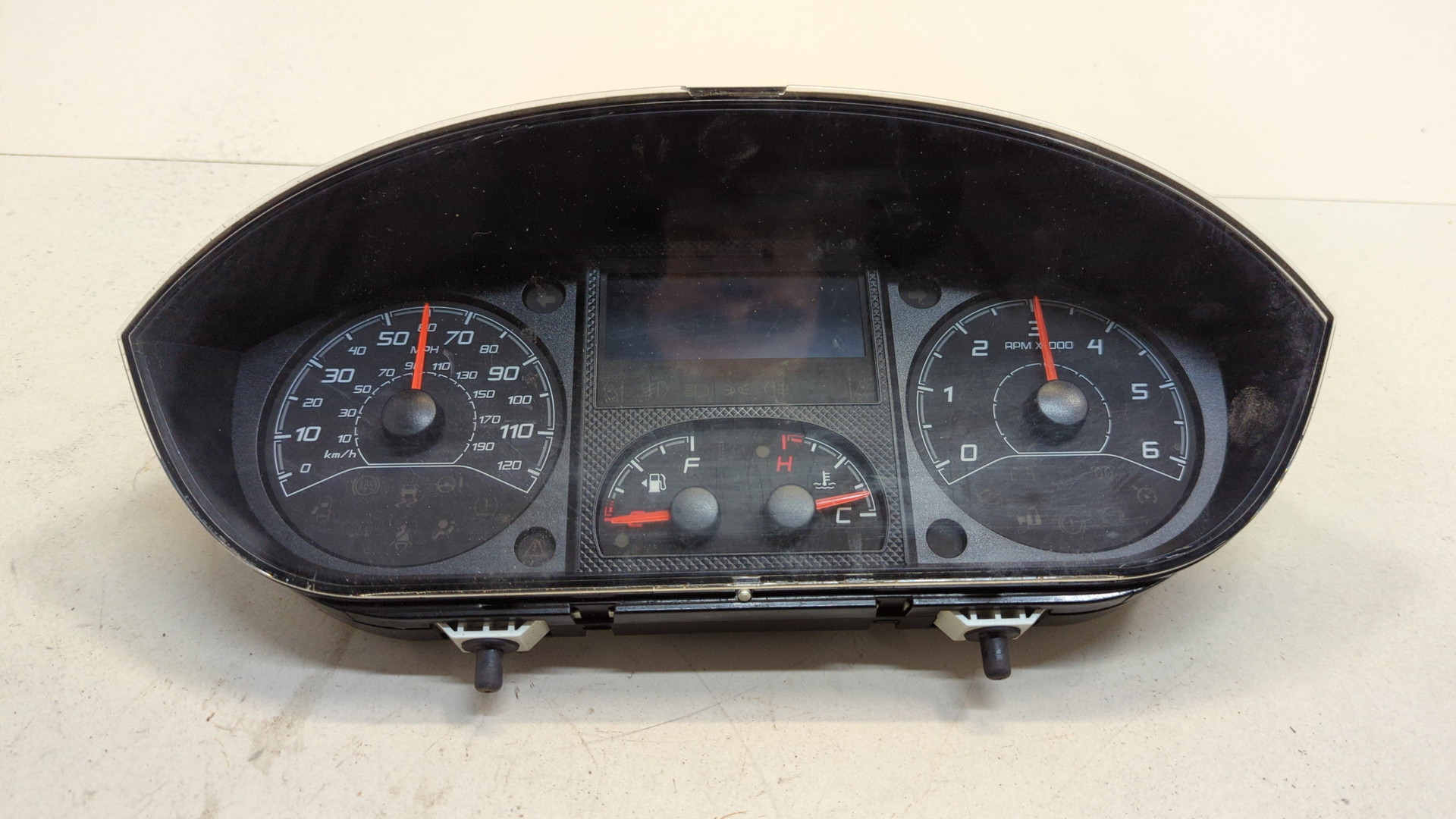 Панель приборов