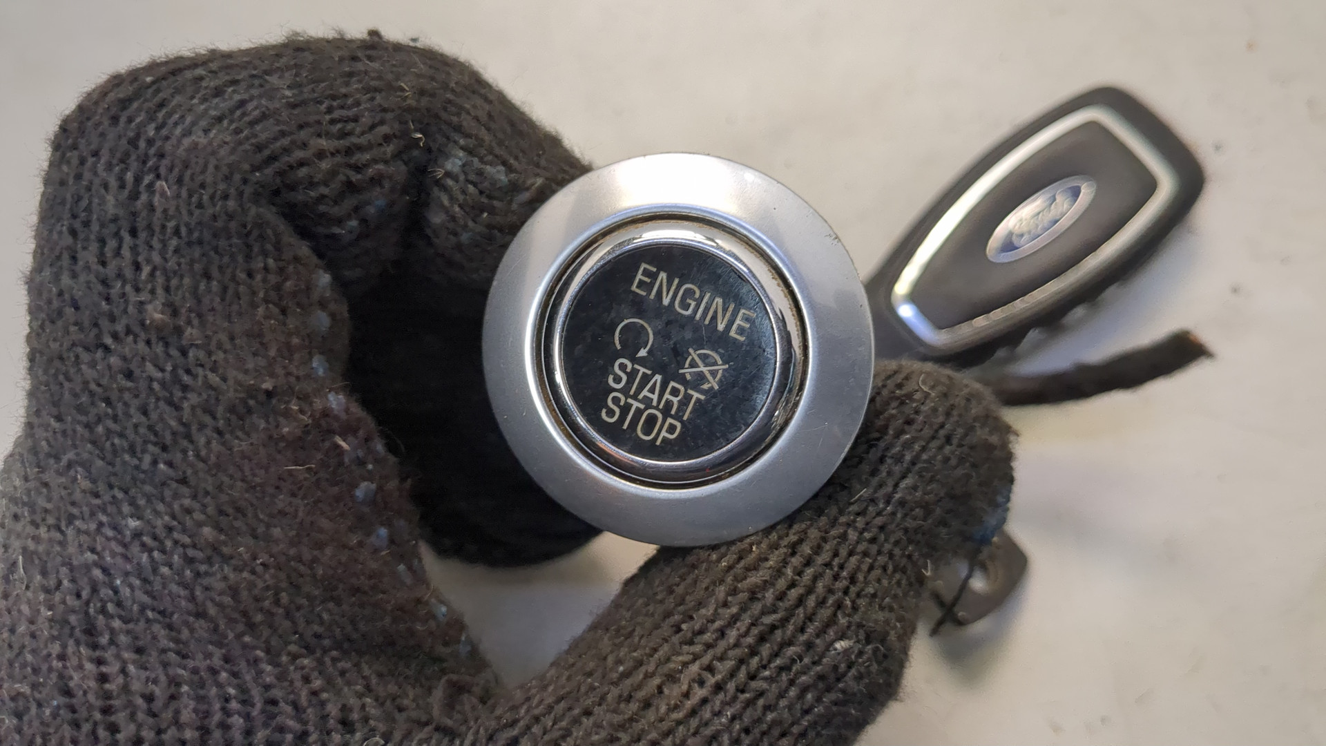 Ключ зажигания