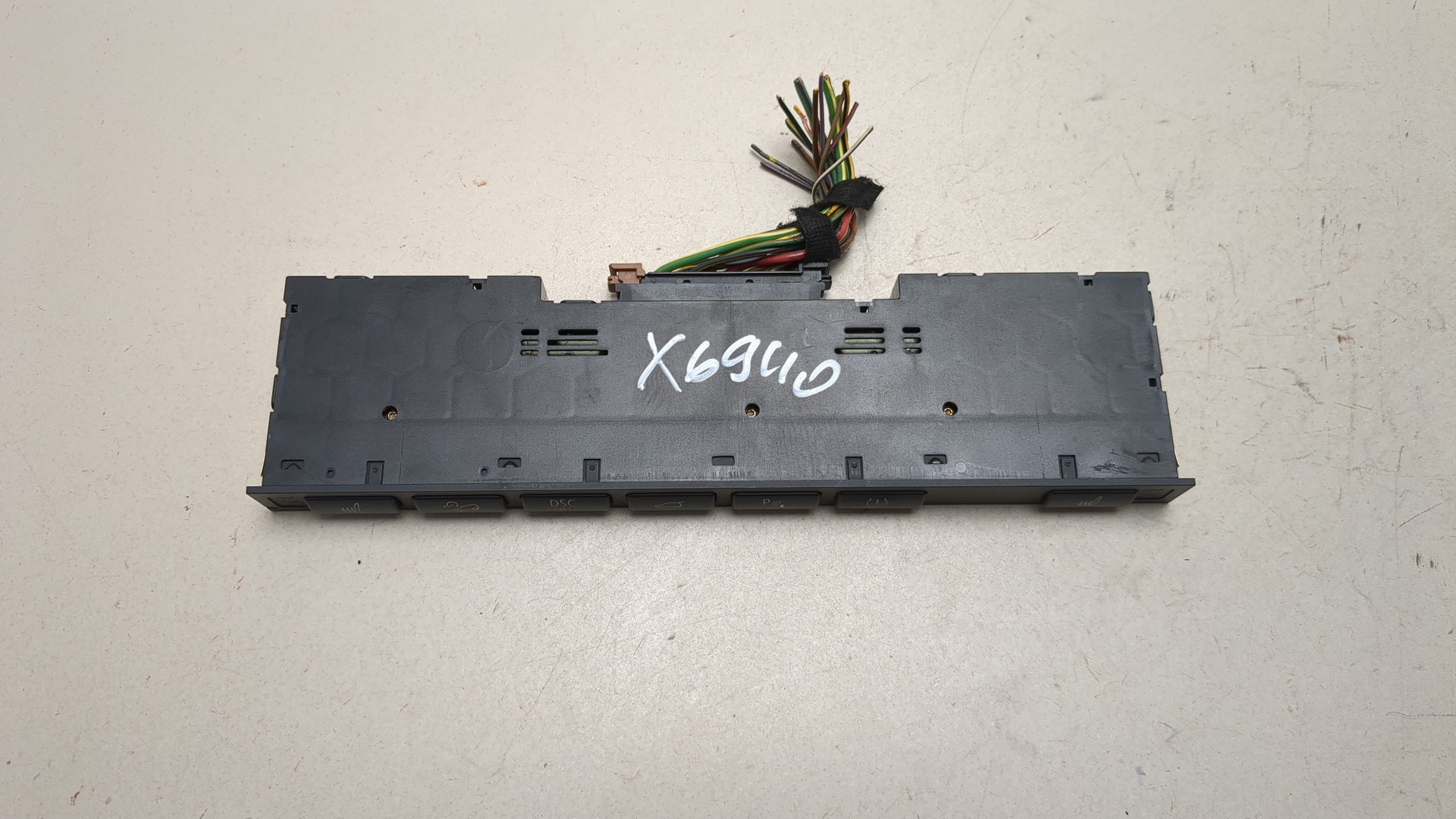 Кнопка обогрева сидений