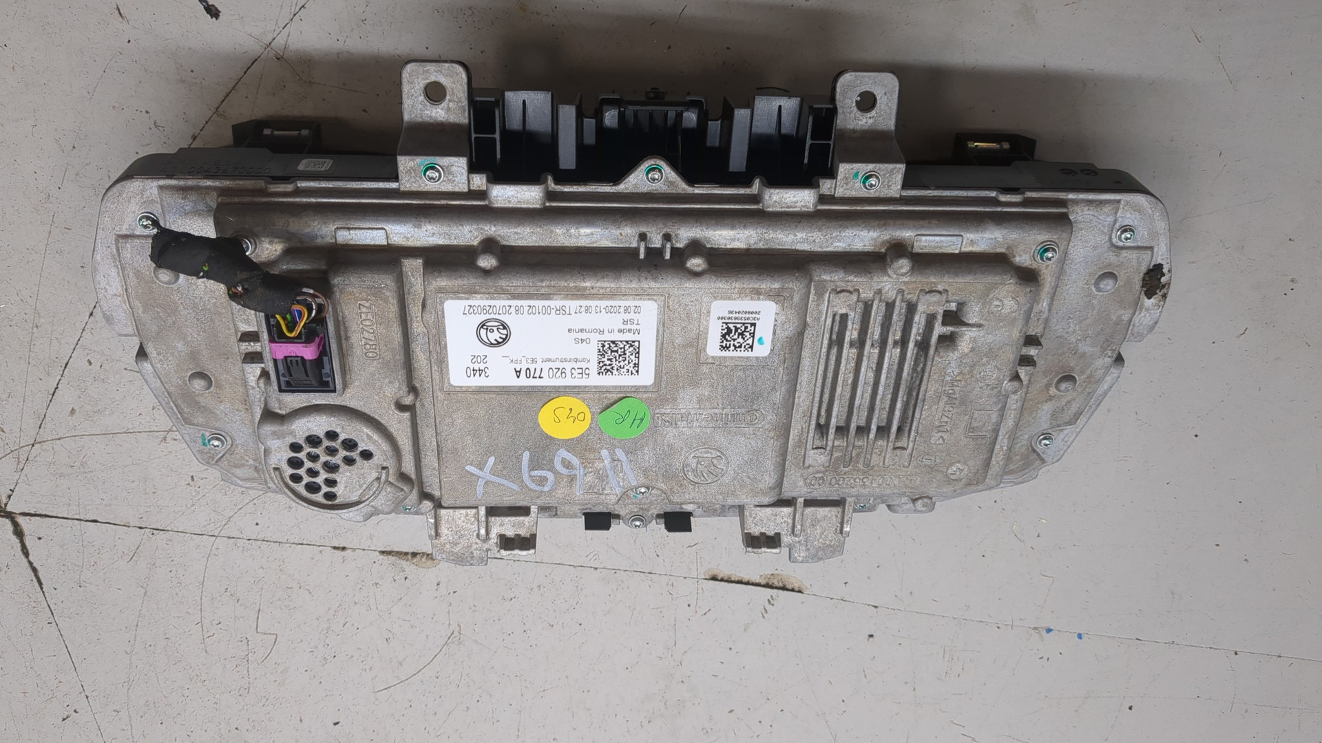 Панель приборов