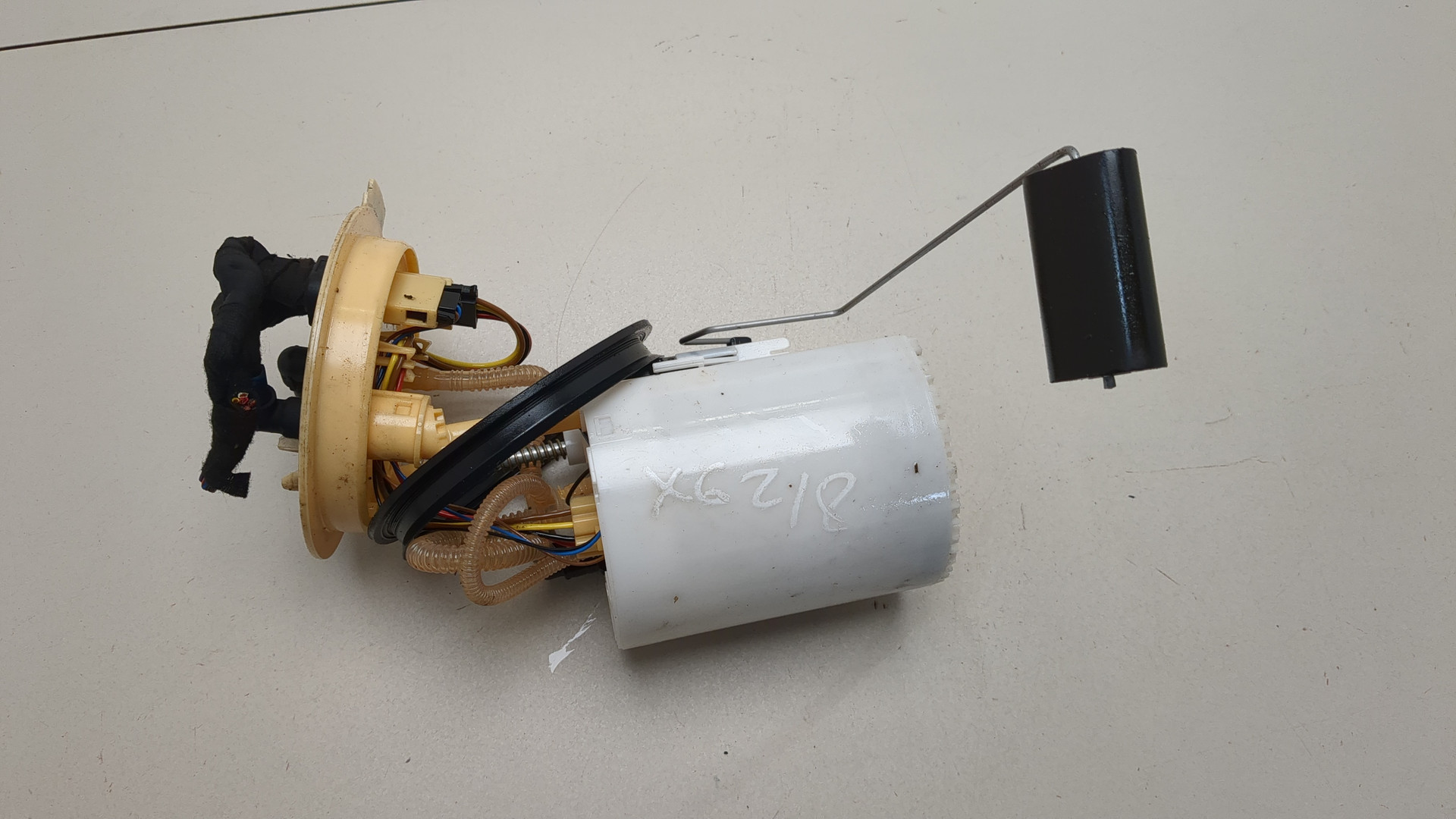 Насос топливный электрический