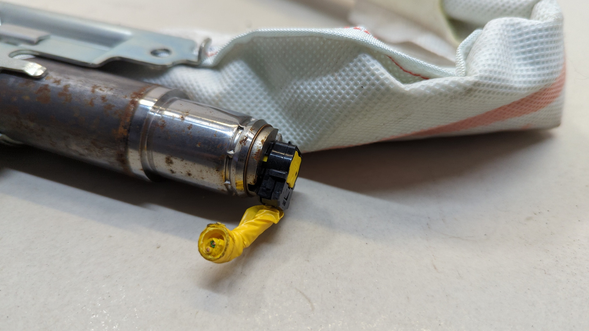 Подушка безопасности боковая (шторка)