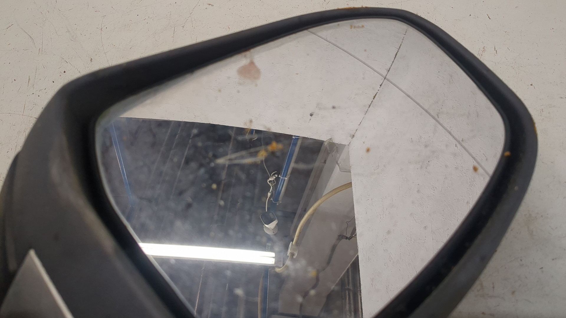 Зеркало левое электрическое