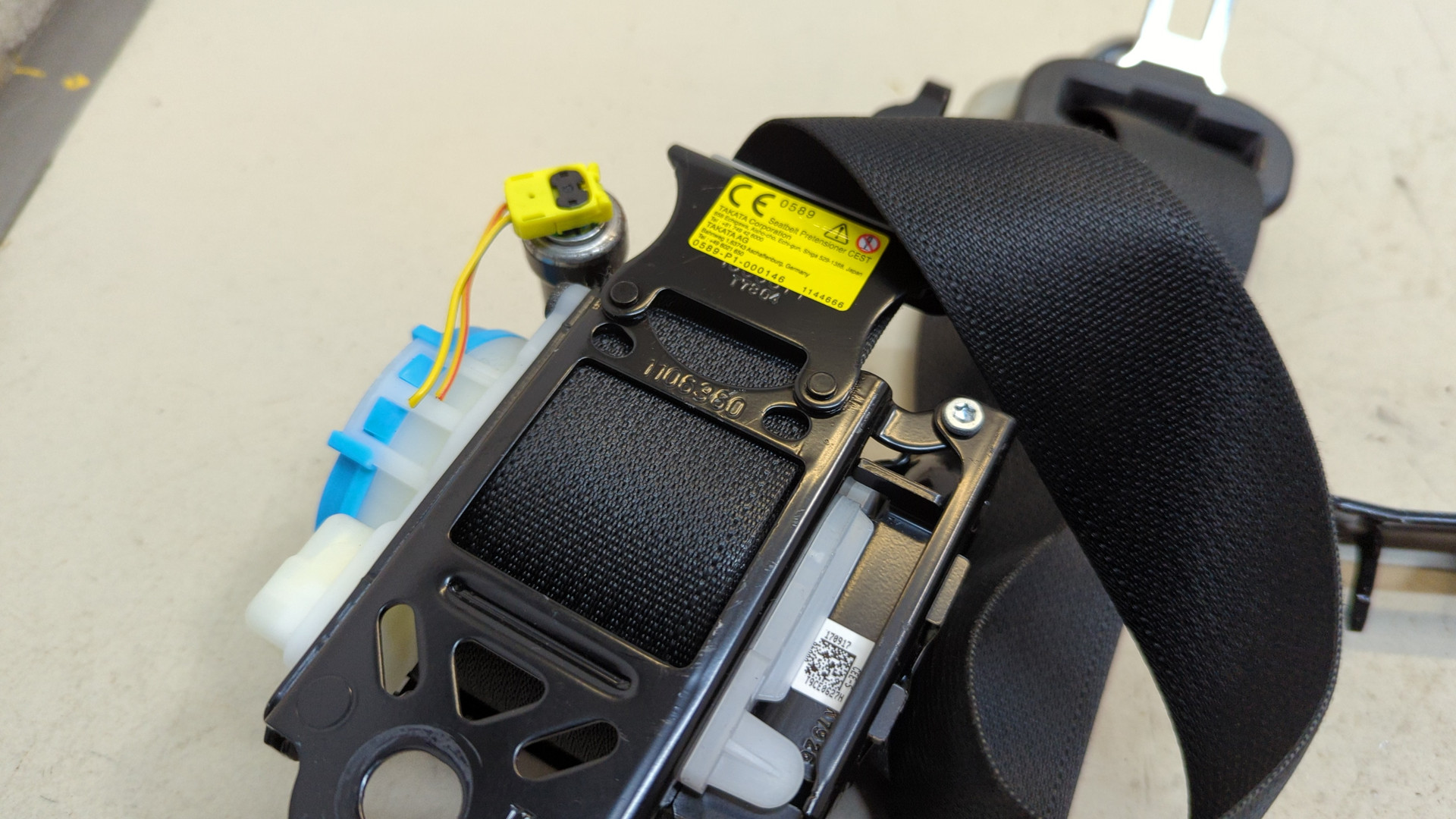 Ремень безопасности