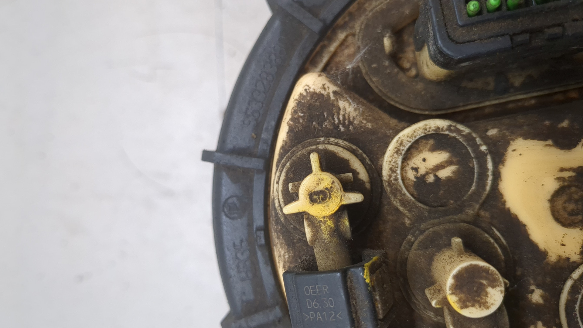 Насос топливный электрический