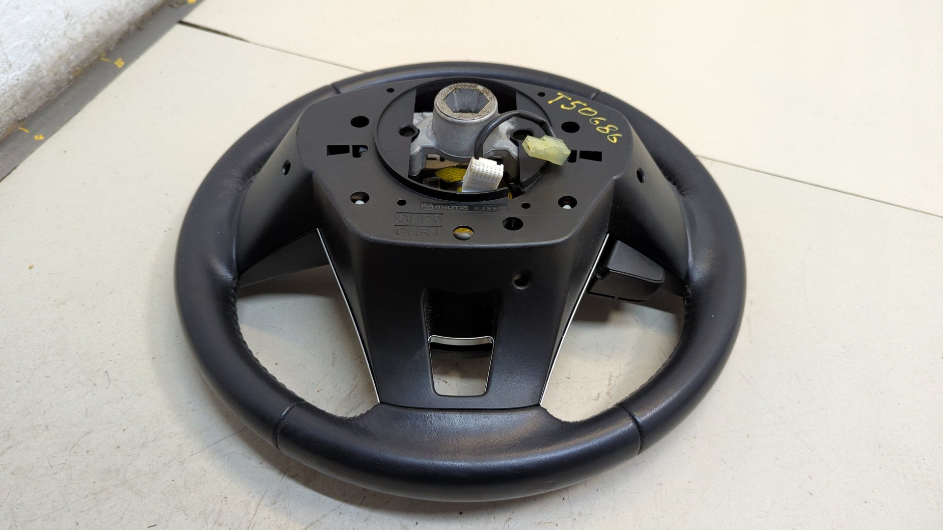 Рулевое колесо (руль)