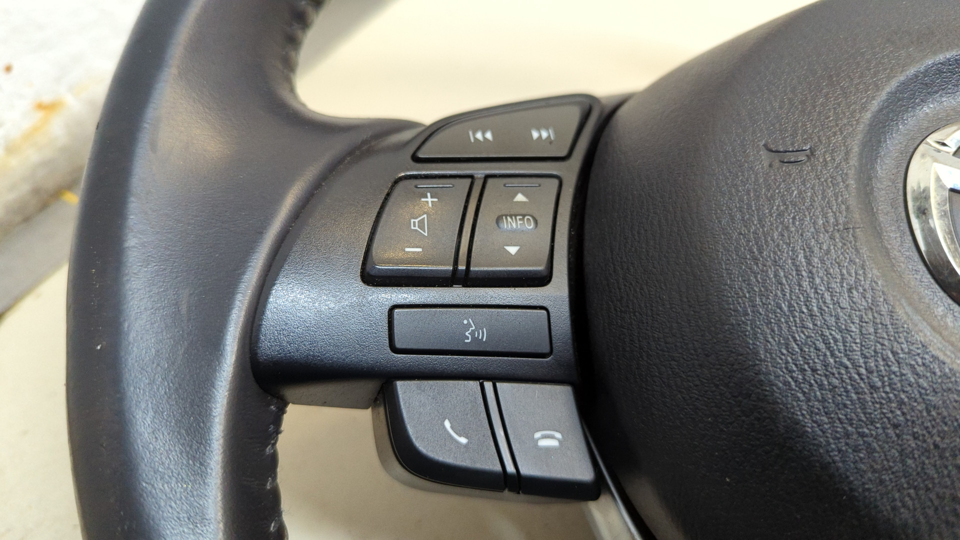 Рулевое колесо (руль)