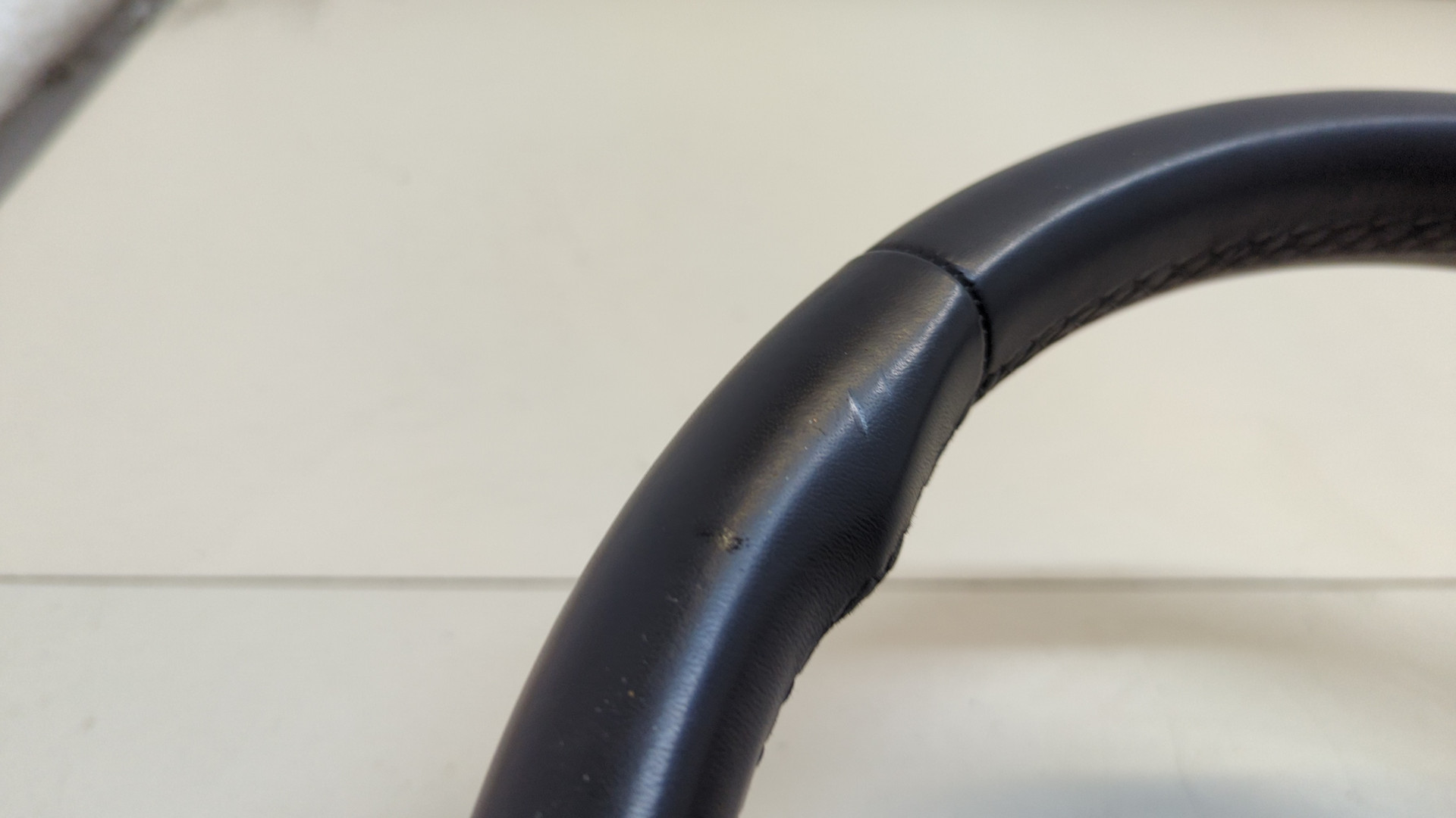 Рулевое колесо (руль)