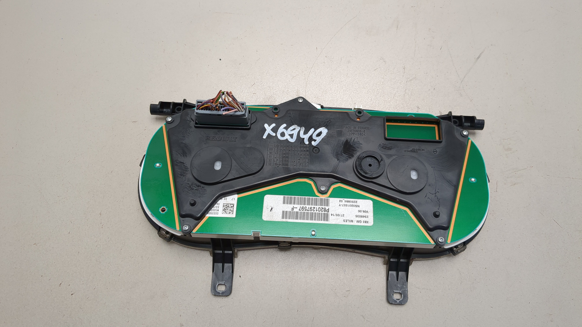 Панель приборов