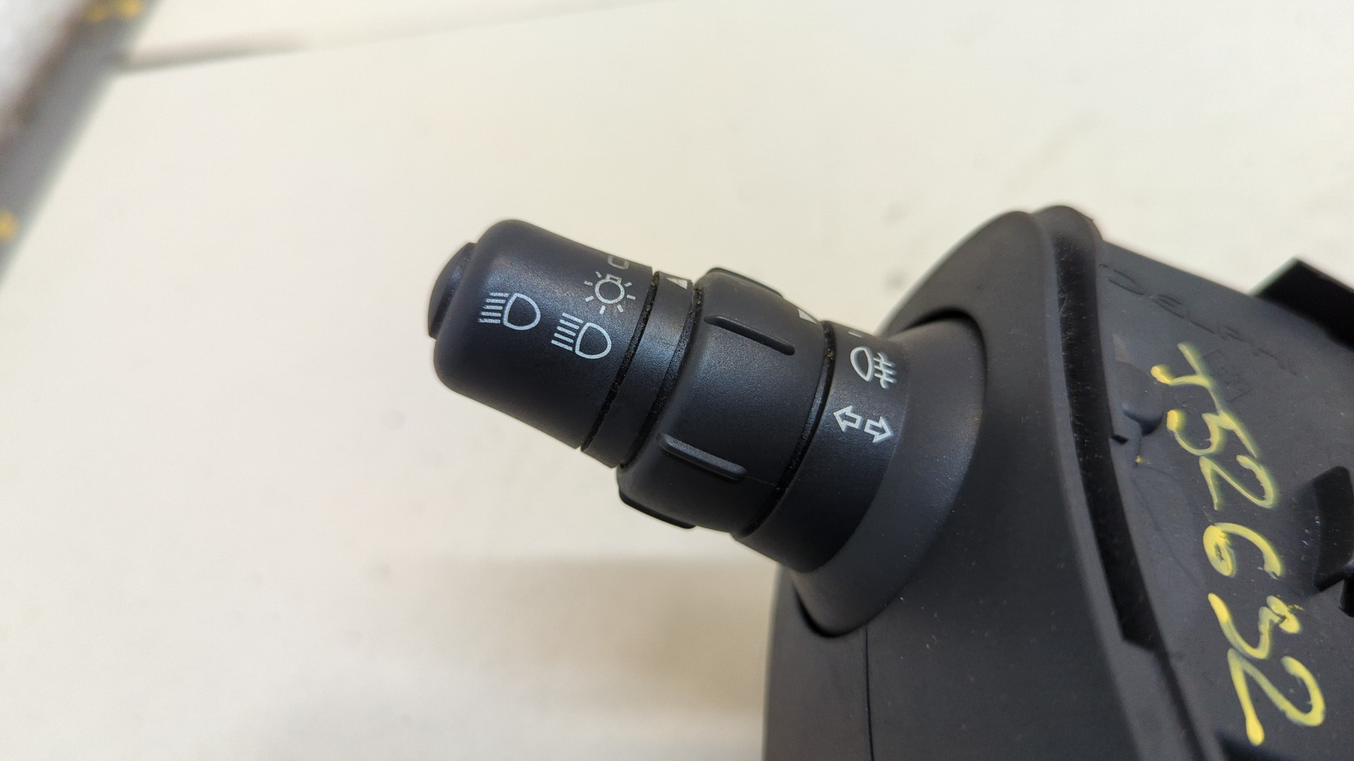 Переключатель подрулевой