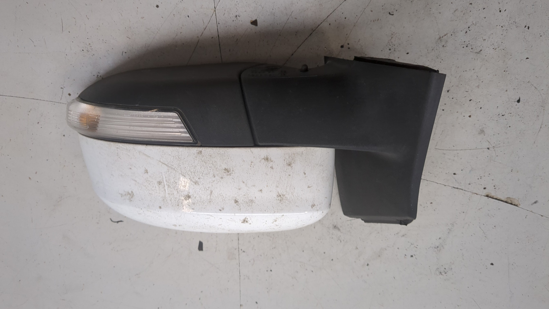 Зеркало левое электрическое