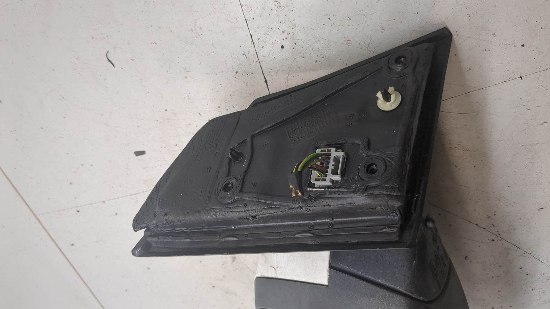 Зеркало левое электрическое