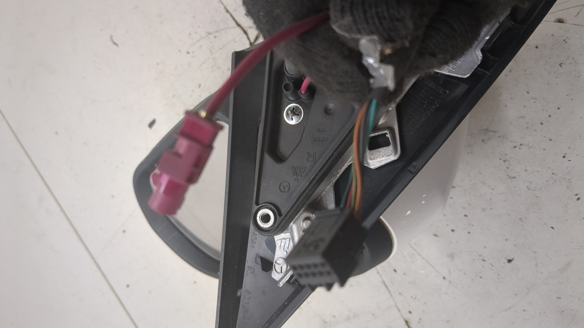 Зеркало правое электрическое