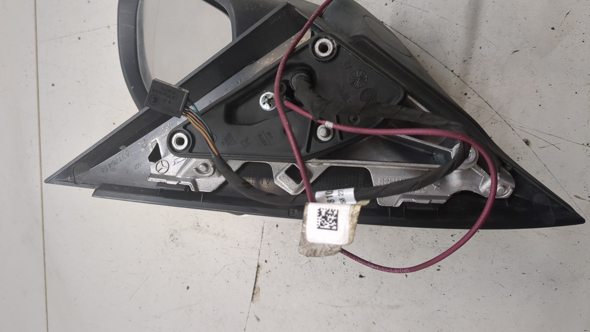 Зеркало правое электрическое