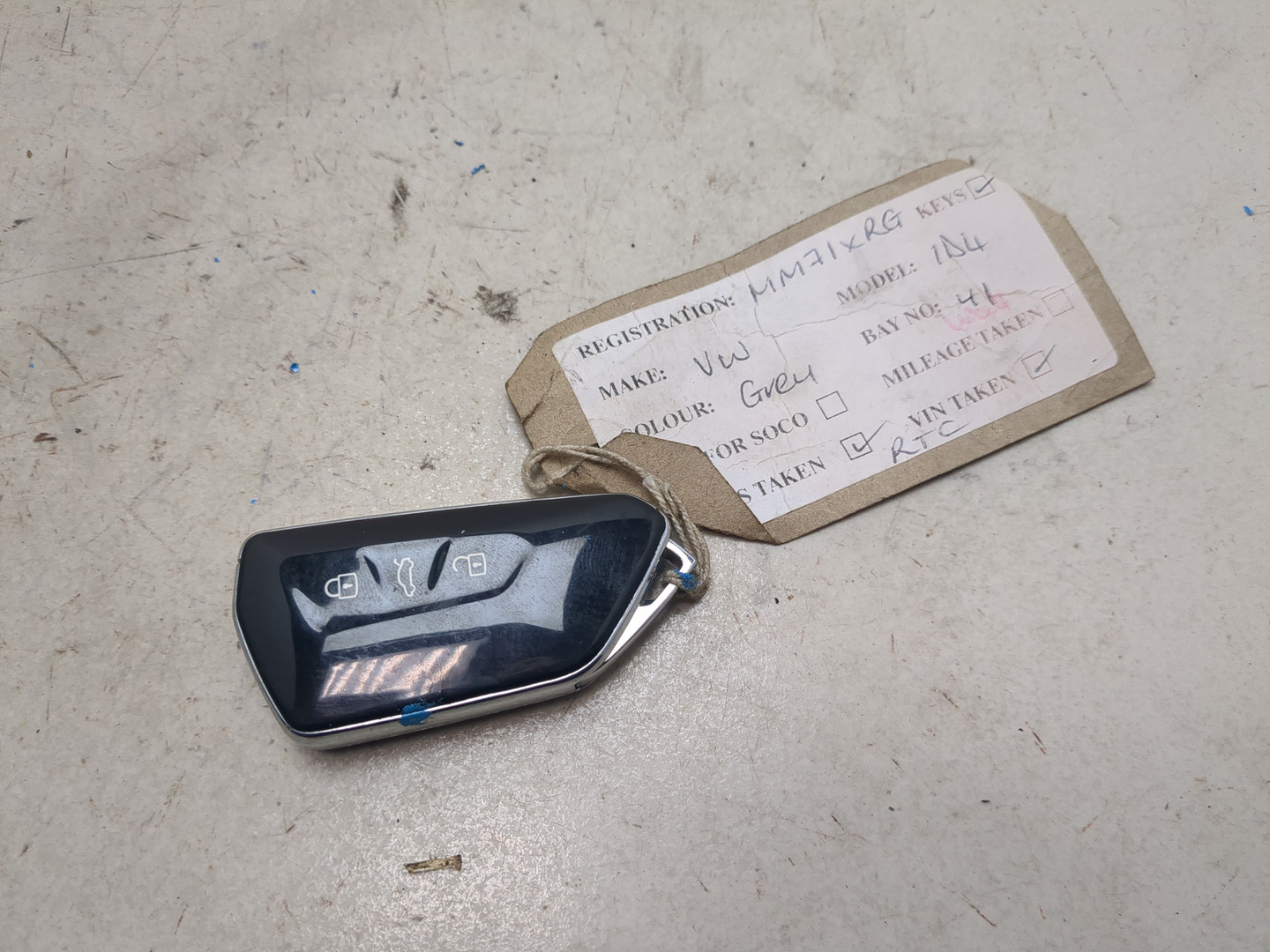 Ключ зажигания