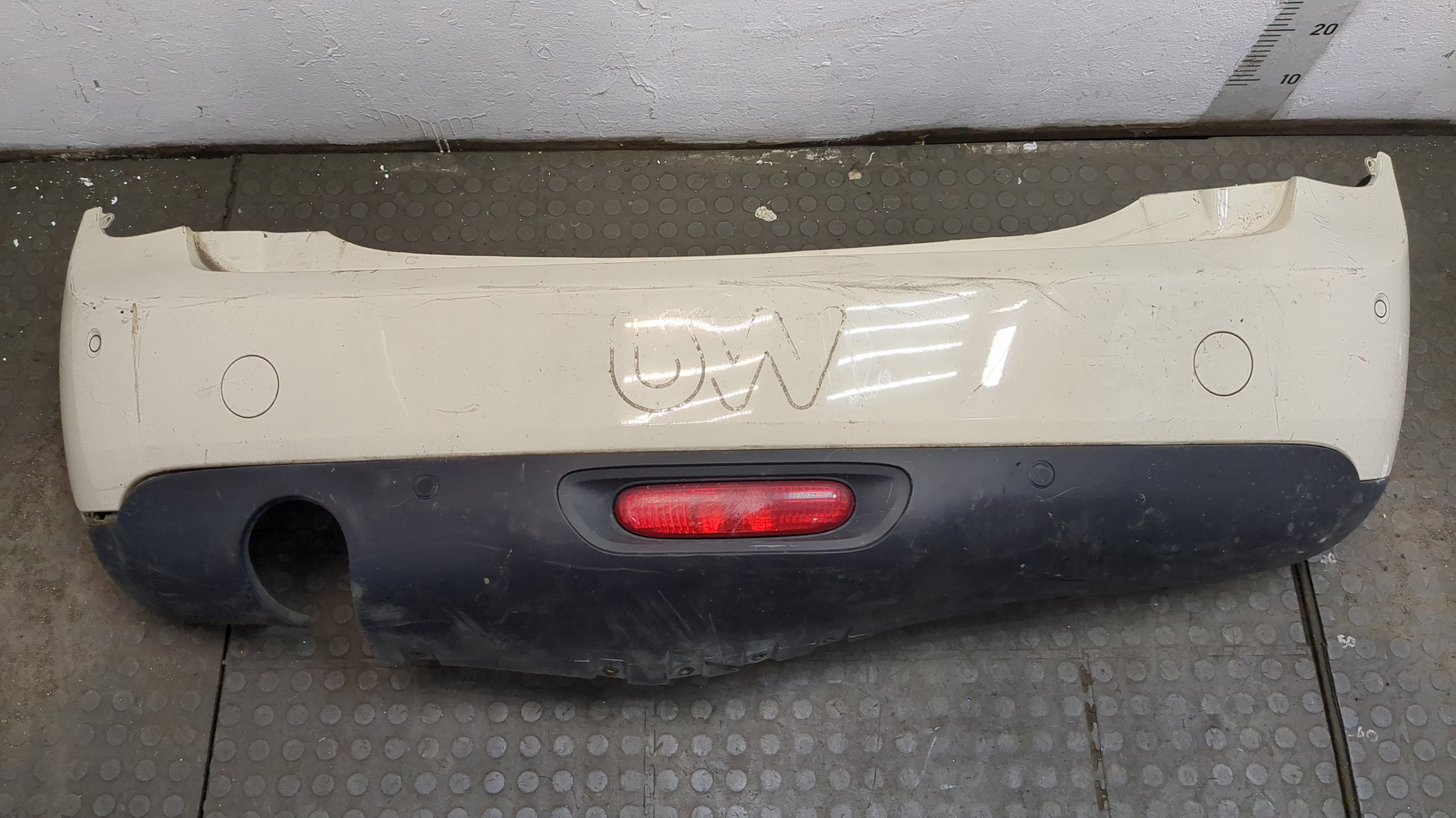 Бампер задний