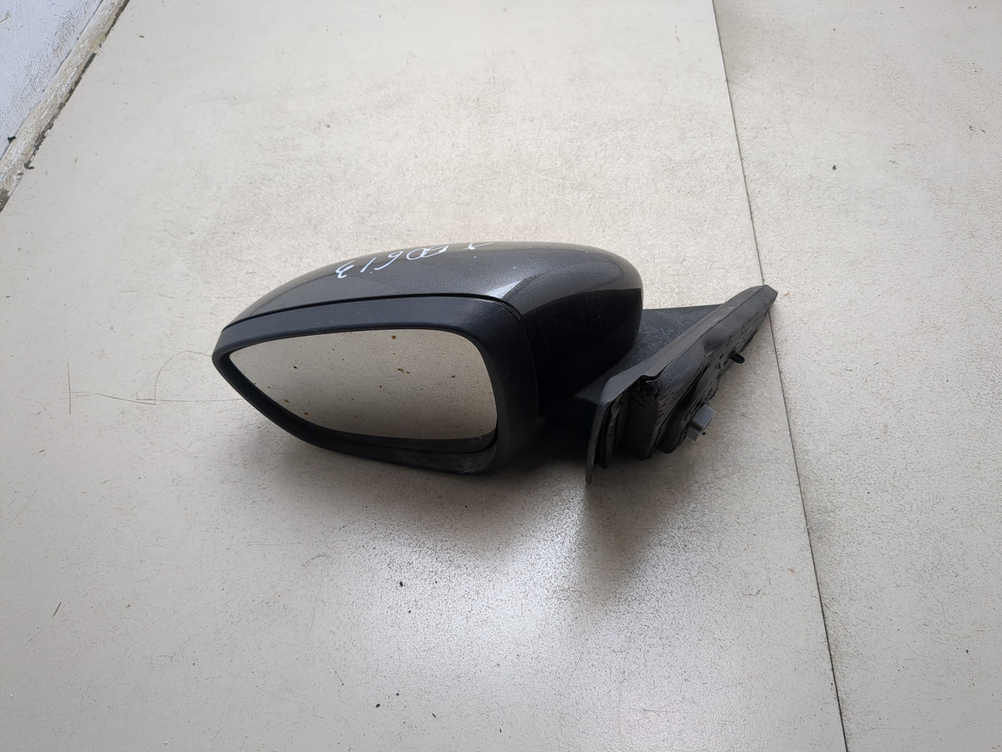 Зеркало левое электрическое