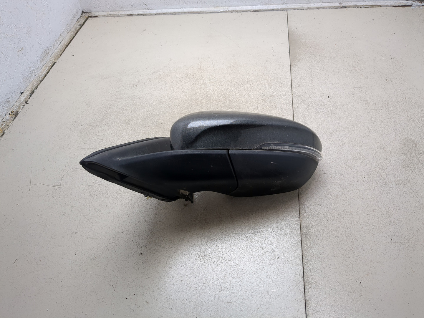 Зеркало левое электрическое