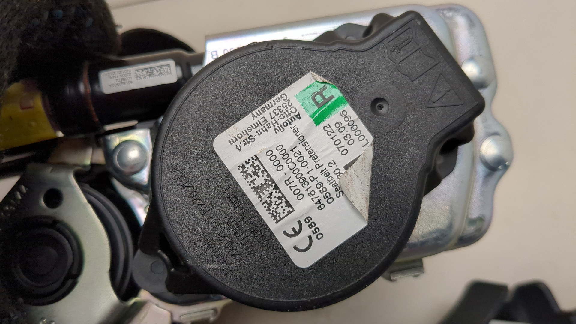 Ремень безопасности