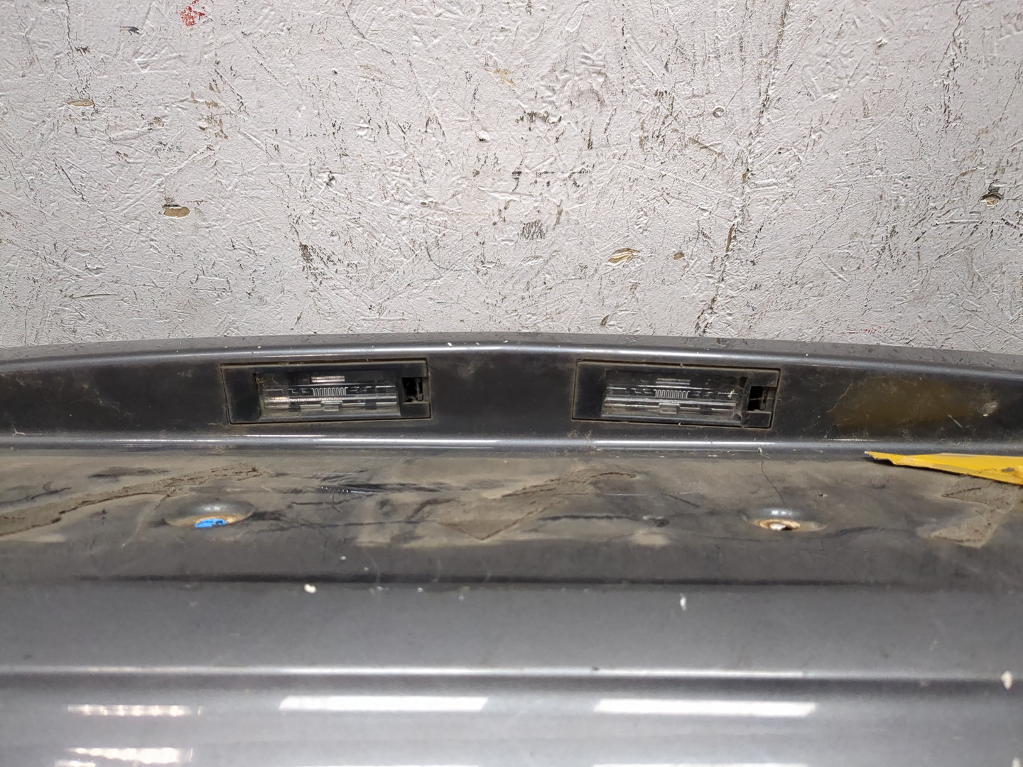 Бампер задний