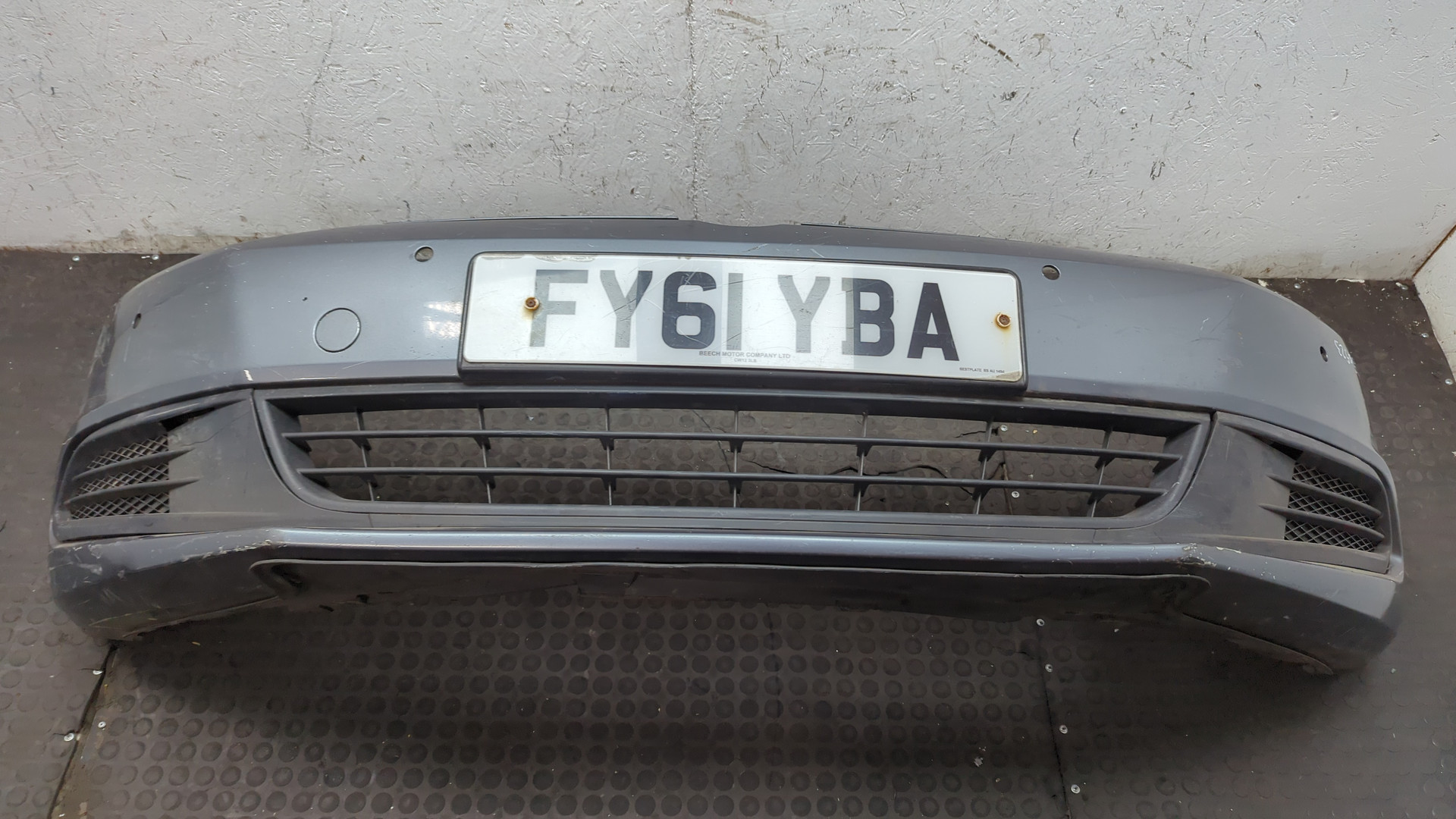 Бампер передний