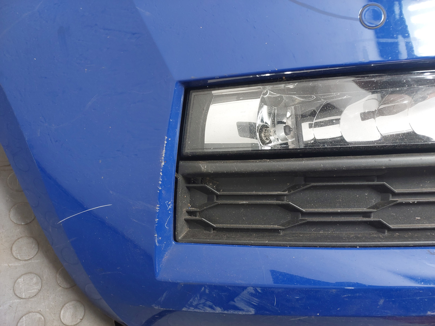 Бампер передний