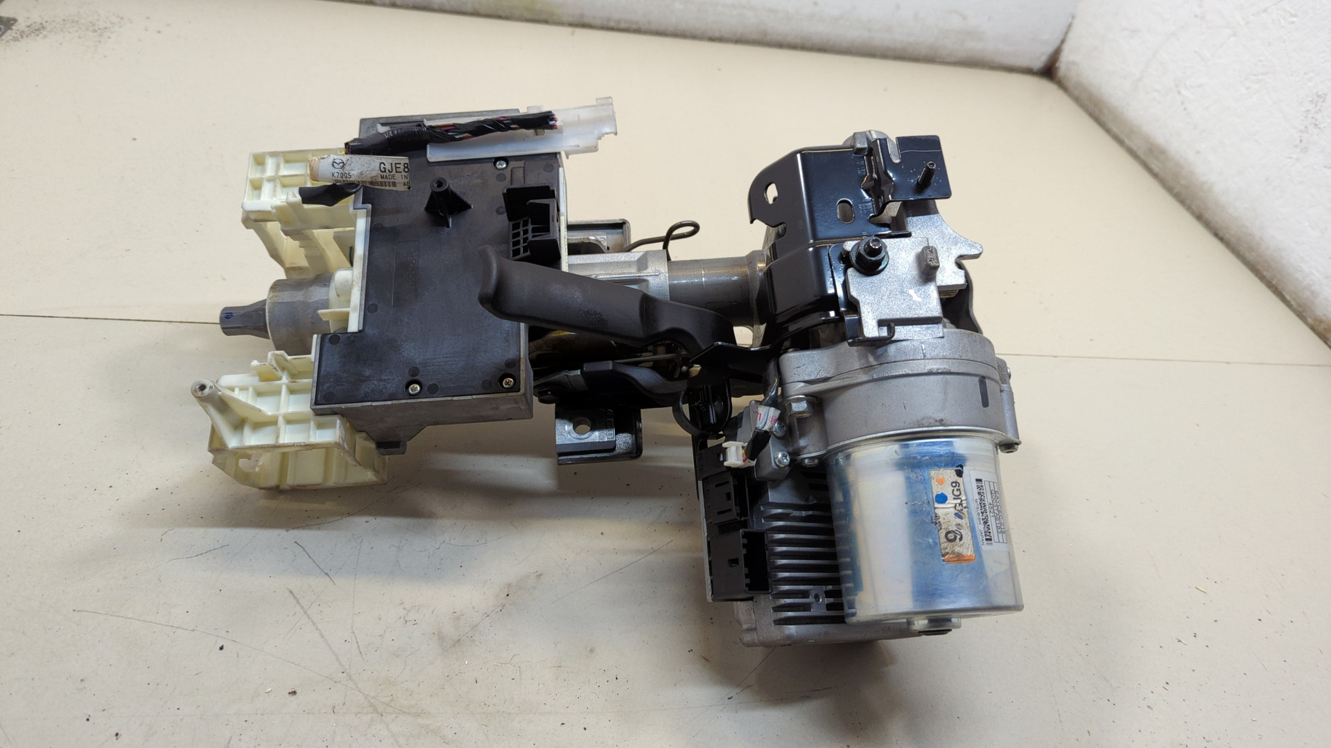 Серводвигатель рулевой рейки