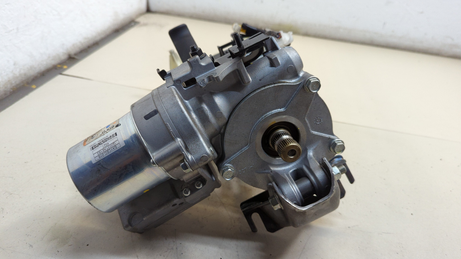 Серводвигатель рулевой рейки