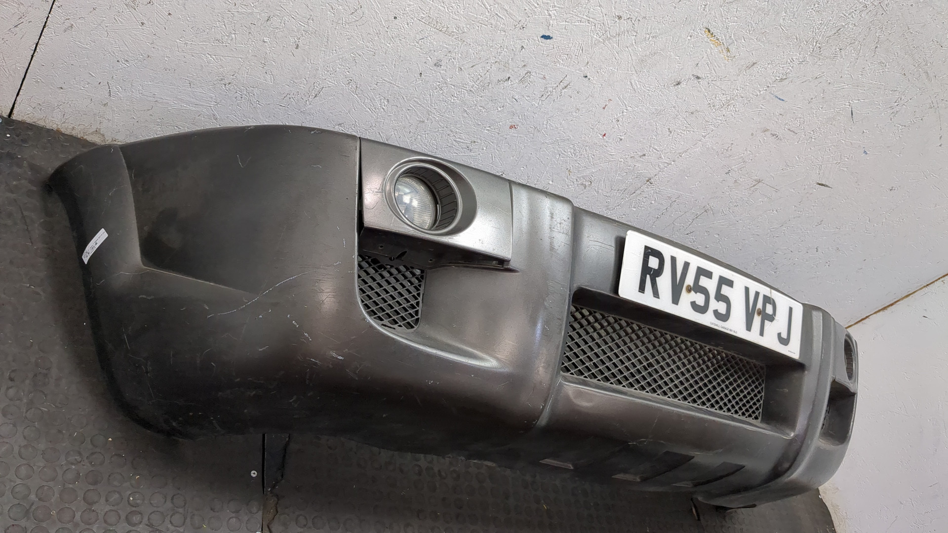 Бампер передний