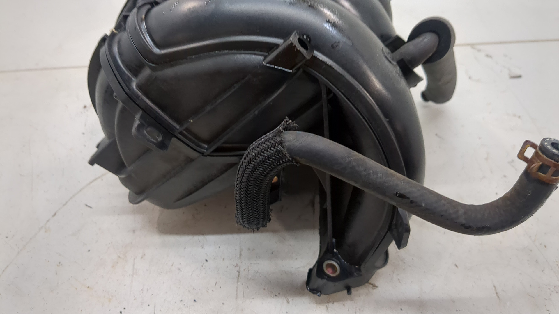 Коллектор впускной