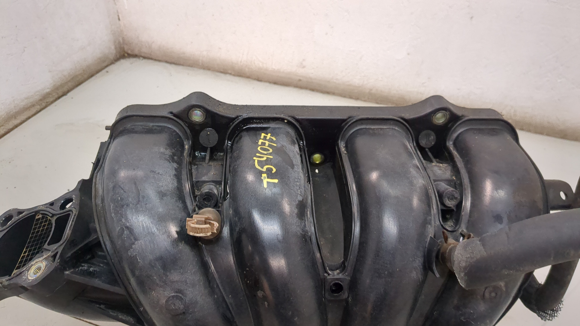 Коллектор впускной