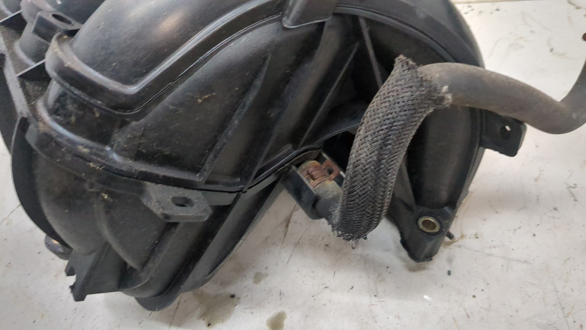 Коллектор впускной