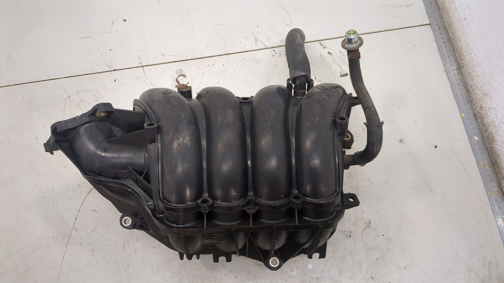 Коллектор впускной