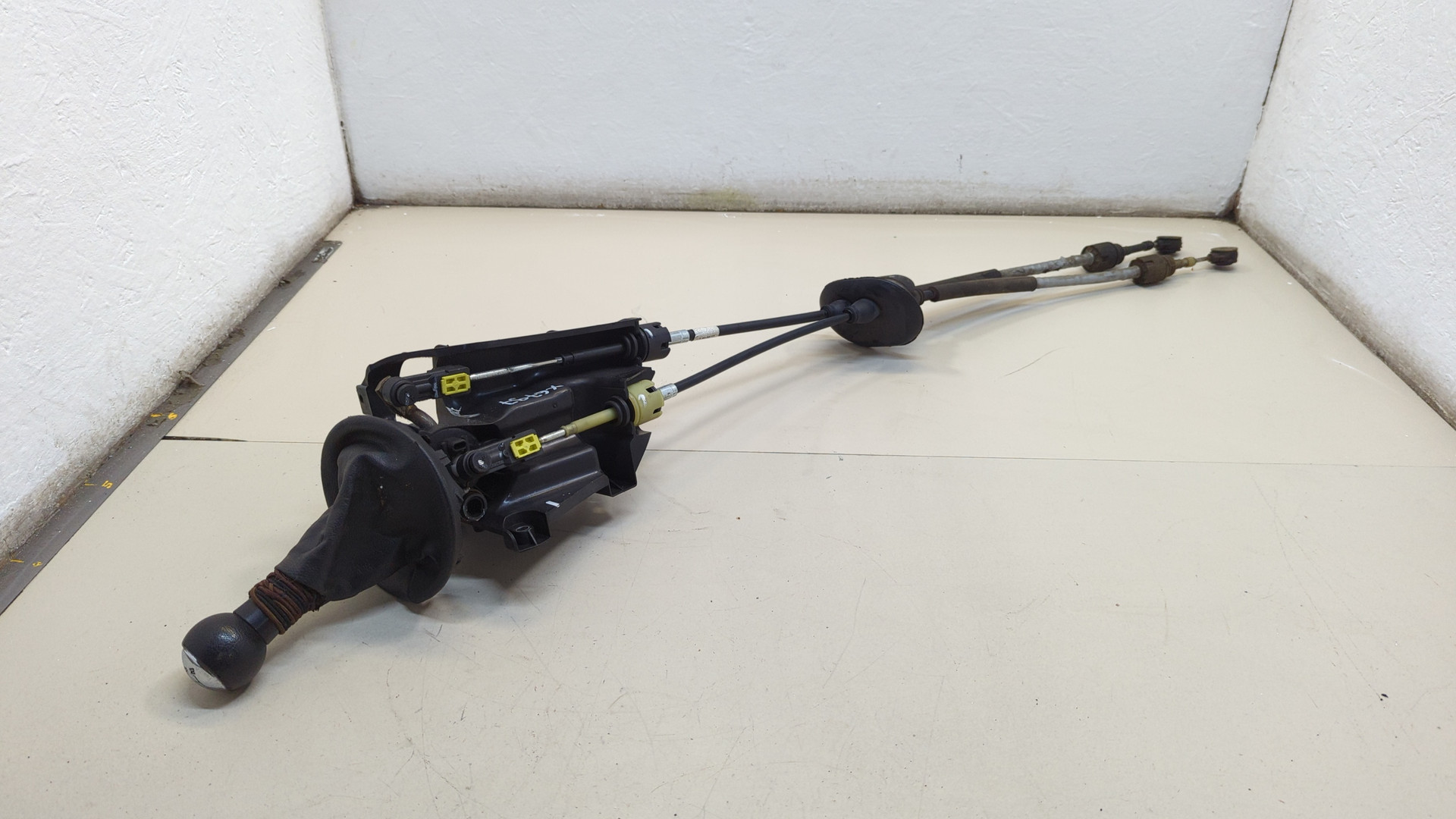 Кулиса МКПП / АКПП