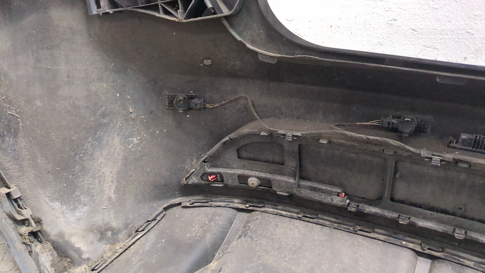 Бампер задний