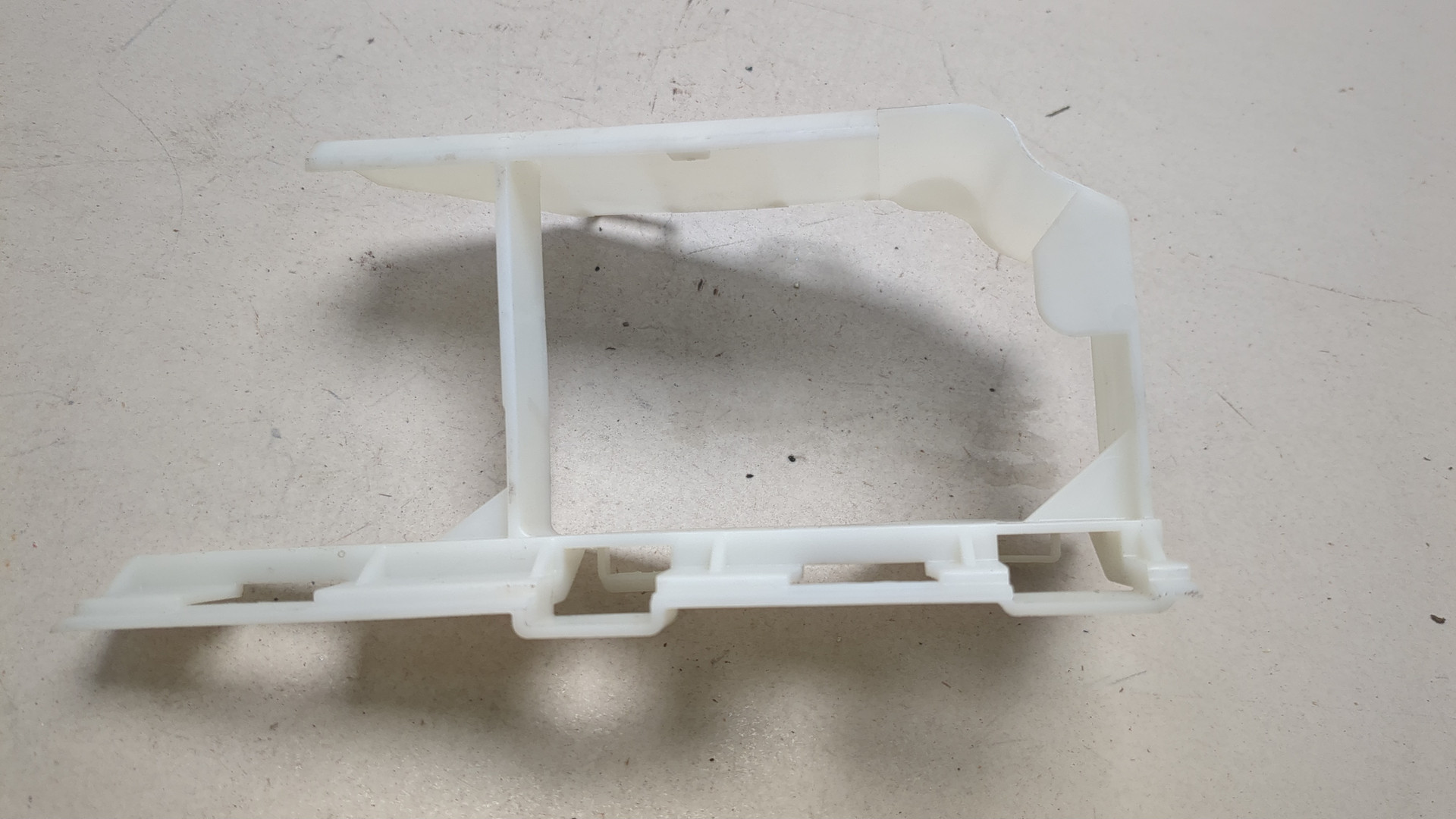 Кронштейн электронного блока управления / контроля