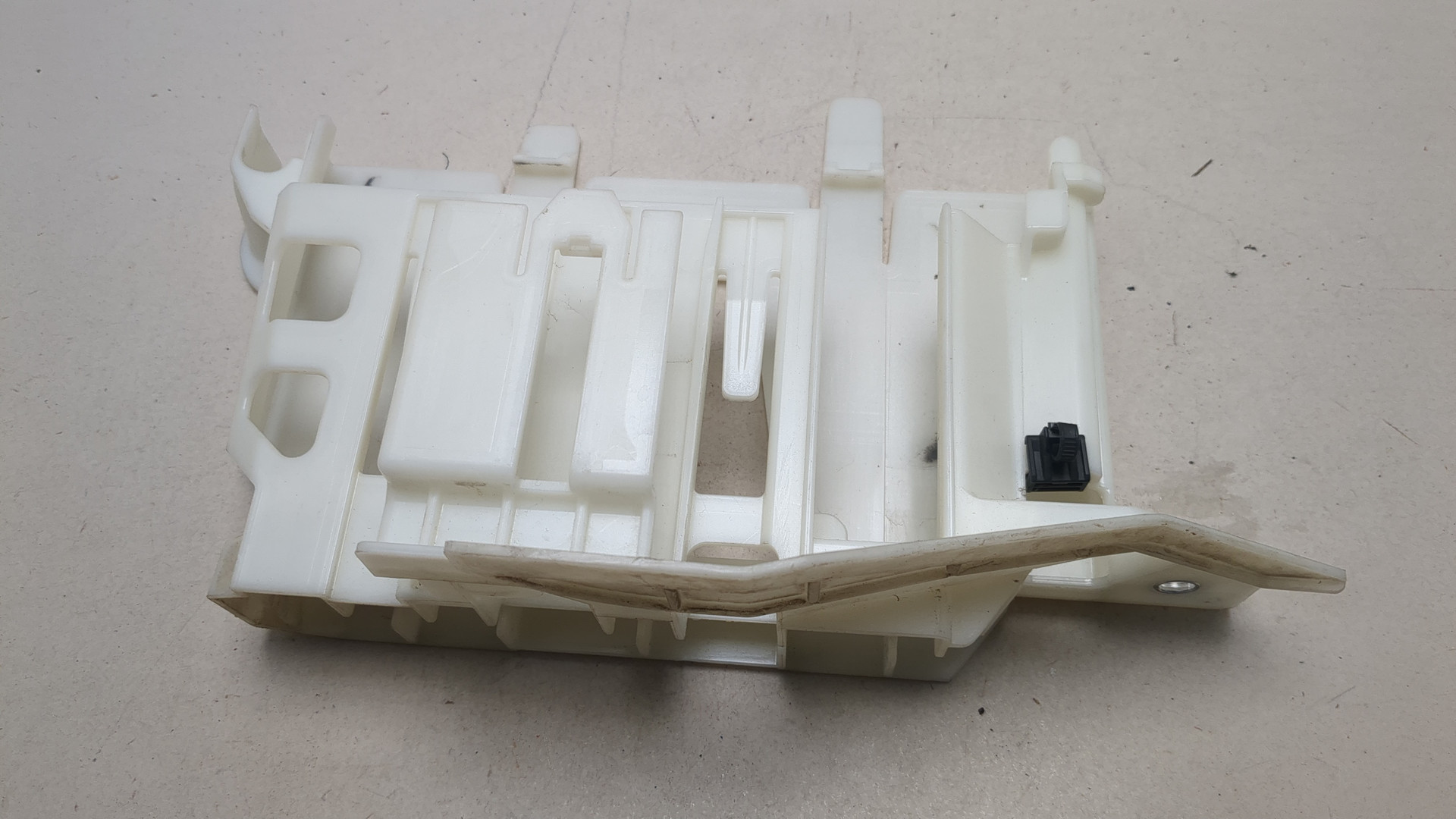 Кронштейн электронного блока управления / контроля