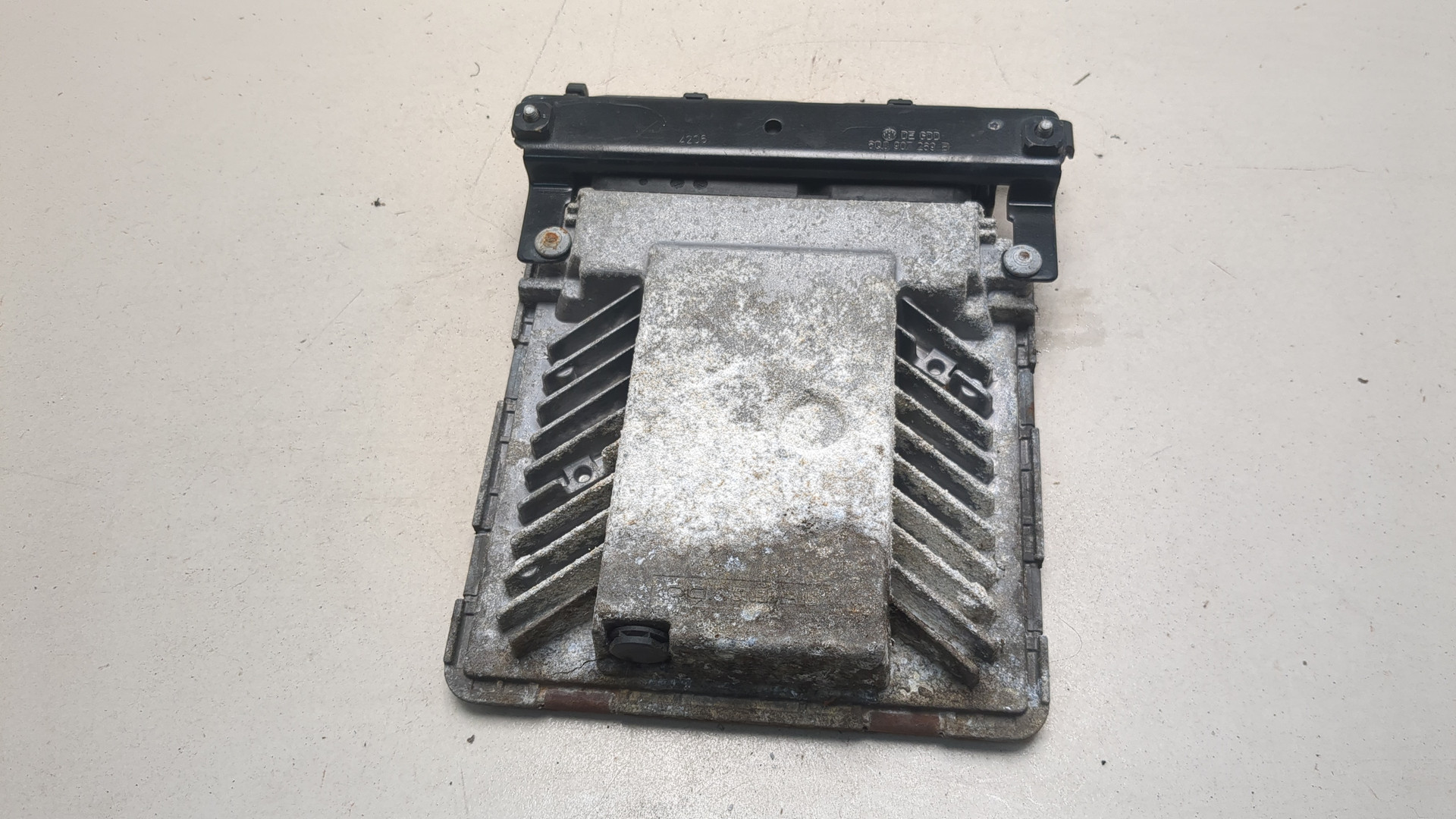 Блок управления двигателем