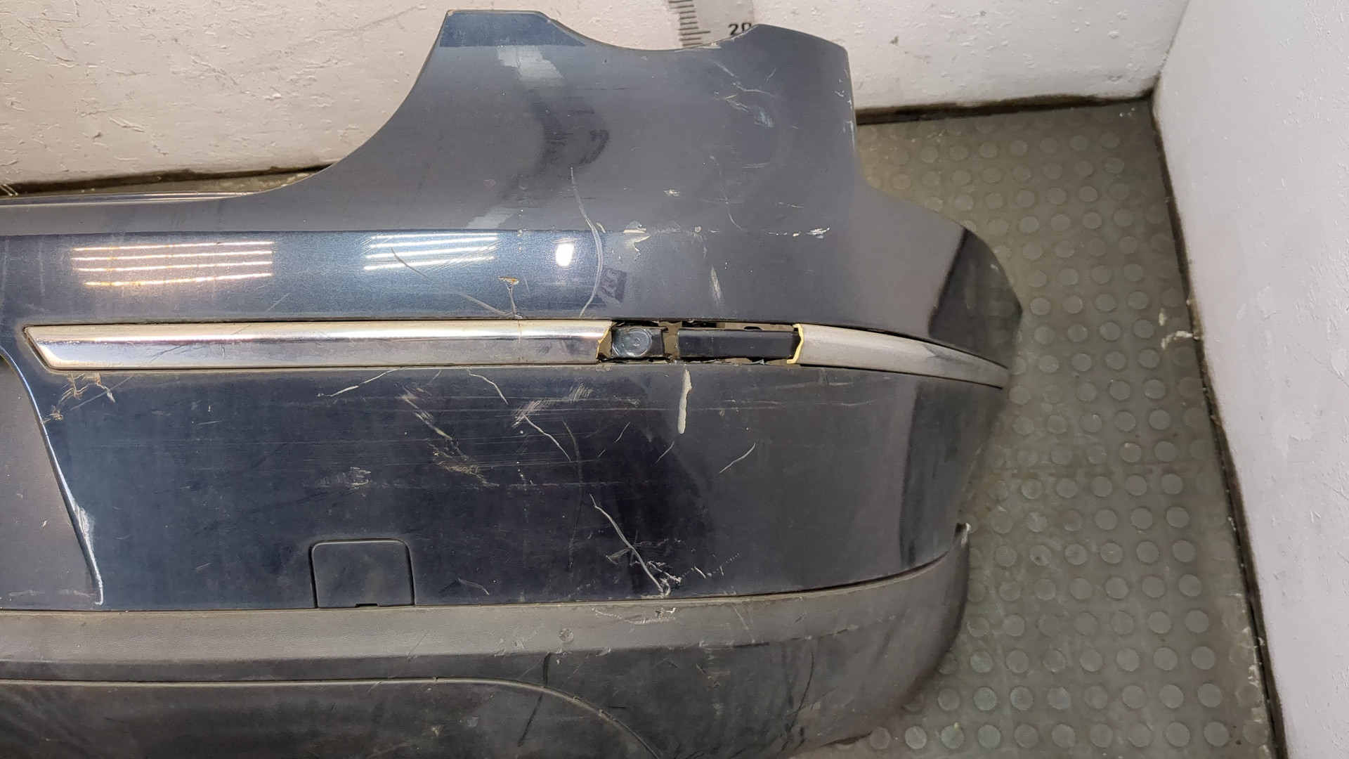 Бампер задний